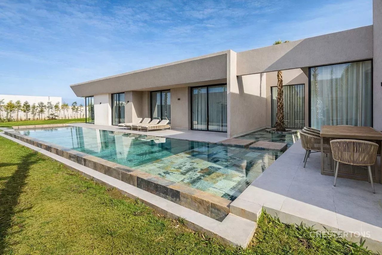 Image of Villa - 5 Bedrooms for Sale in Marrakech-Ménara-Marrakech-Morocco, Image 1