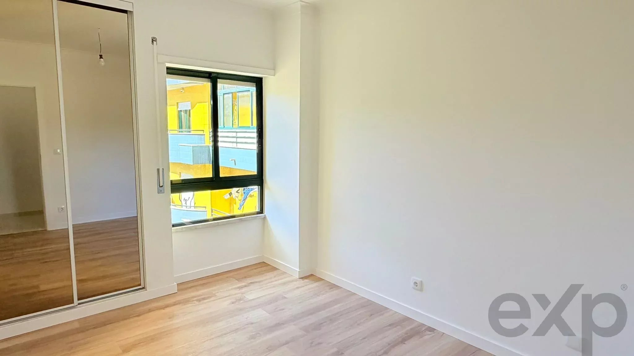 3-Bedroom Apartment T3 Feijó, Almada renovated 86914707 image 14