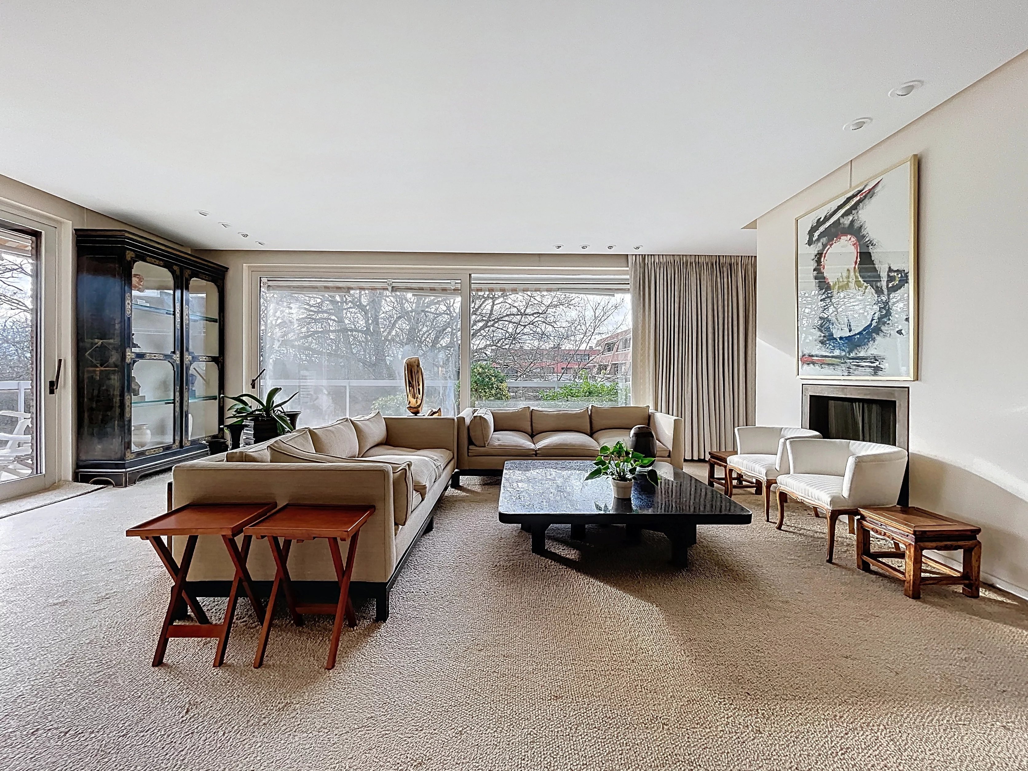 Montjoie -Marc Corbiau prestige apartment, tree-view terraces