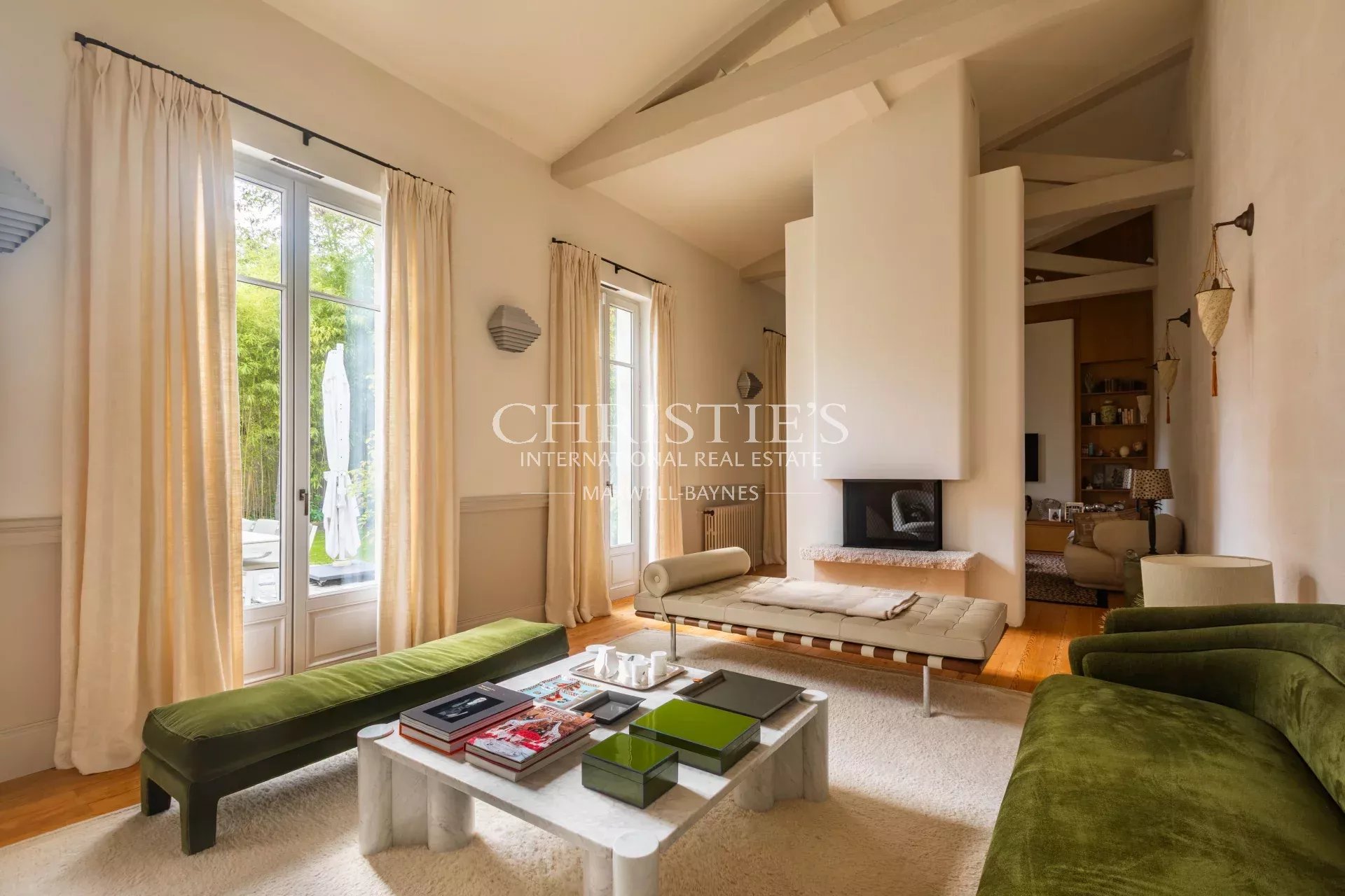 5 Bedroom Villa/Townhouse's Image 15