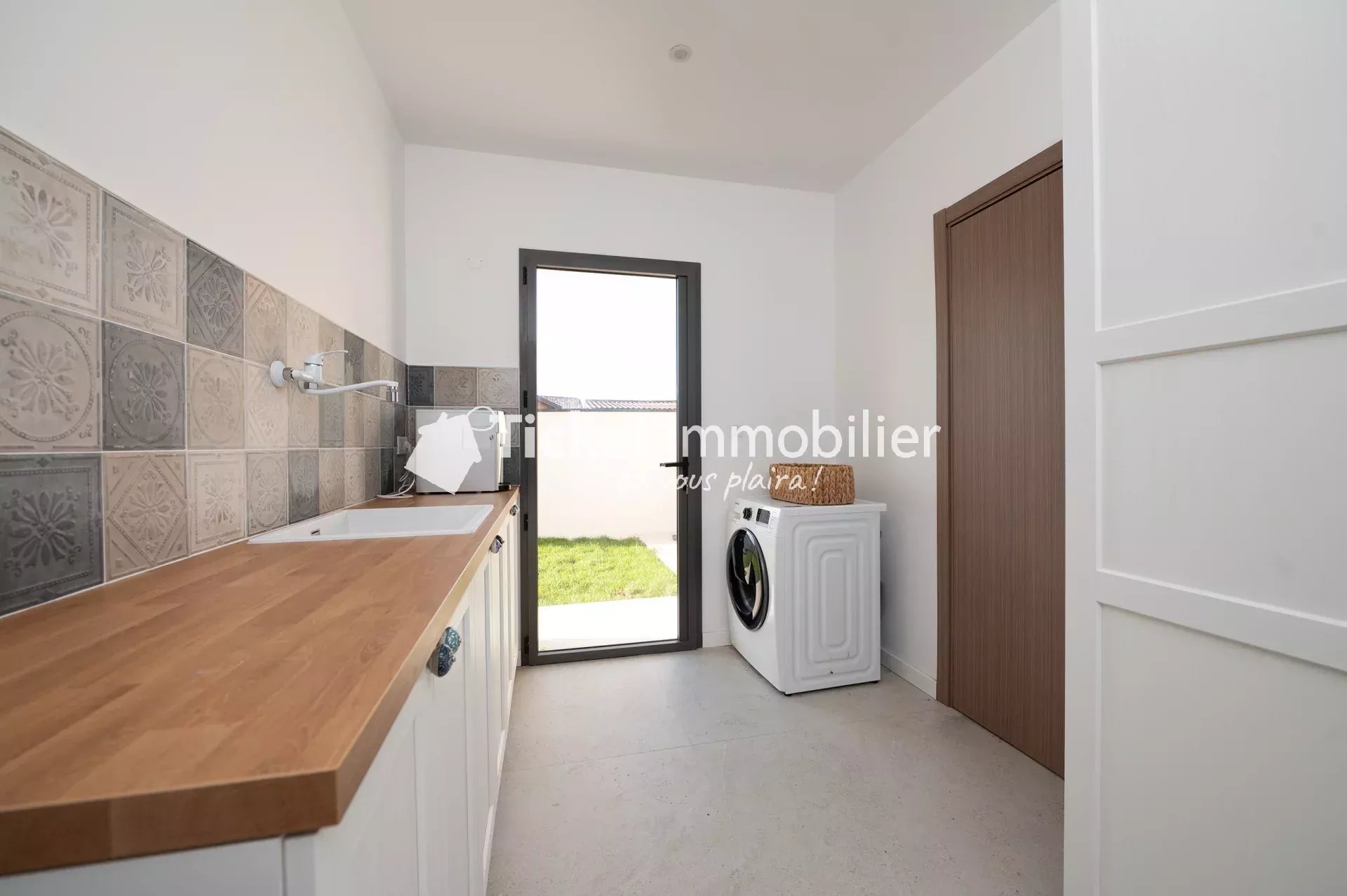 VILLA CONTEMPORAINE T4 160m2 NEUVE AVEC DOUBLE GARAGE, CLIMATISATION GAINABLE, SUPERBES PRESTATIONS, 1111m2 DE TERRAIN ... — photo 16