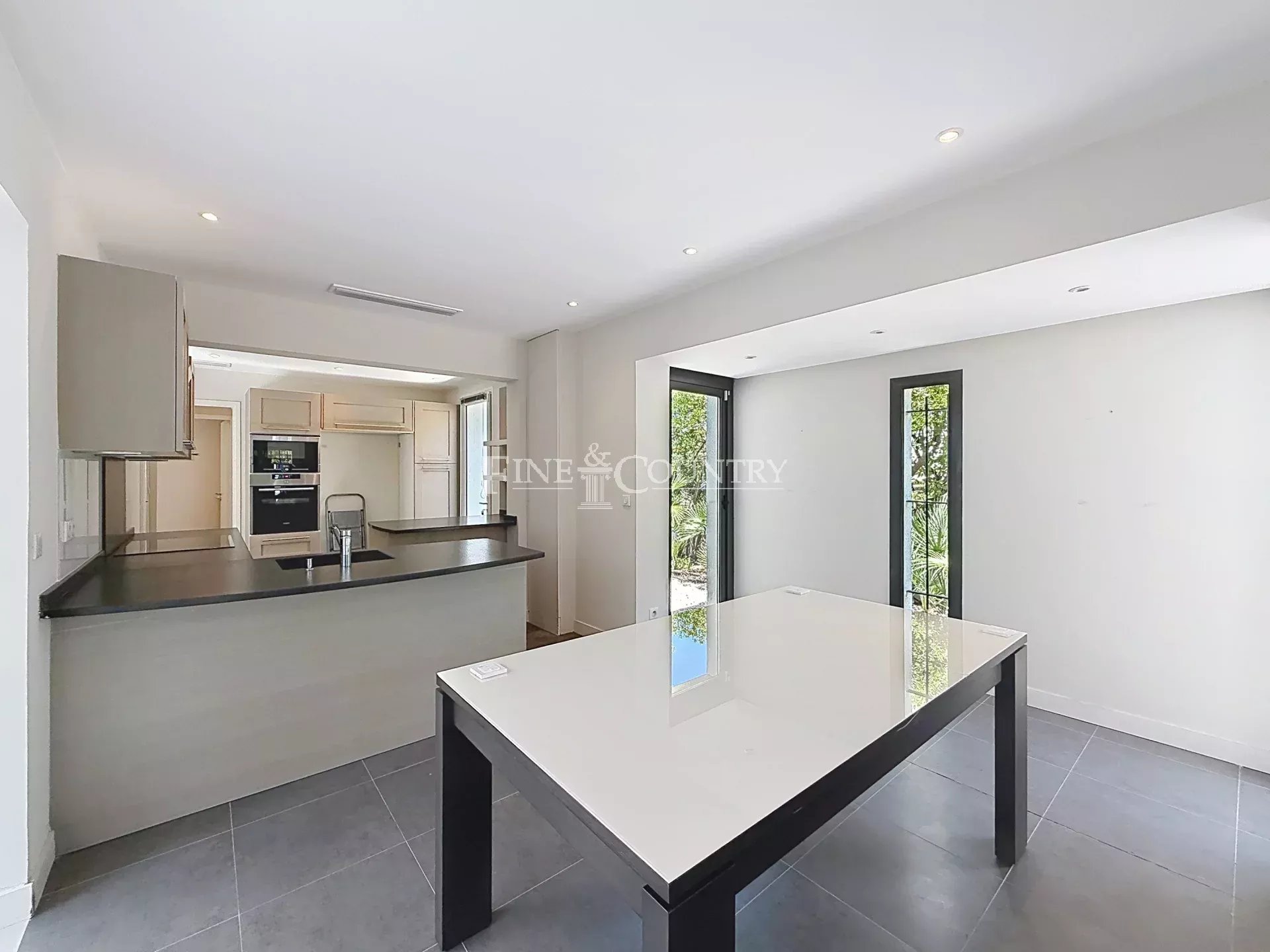 Photo of Villa for sale in Palm Beach, Cannes