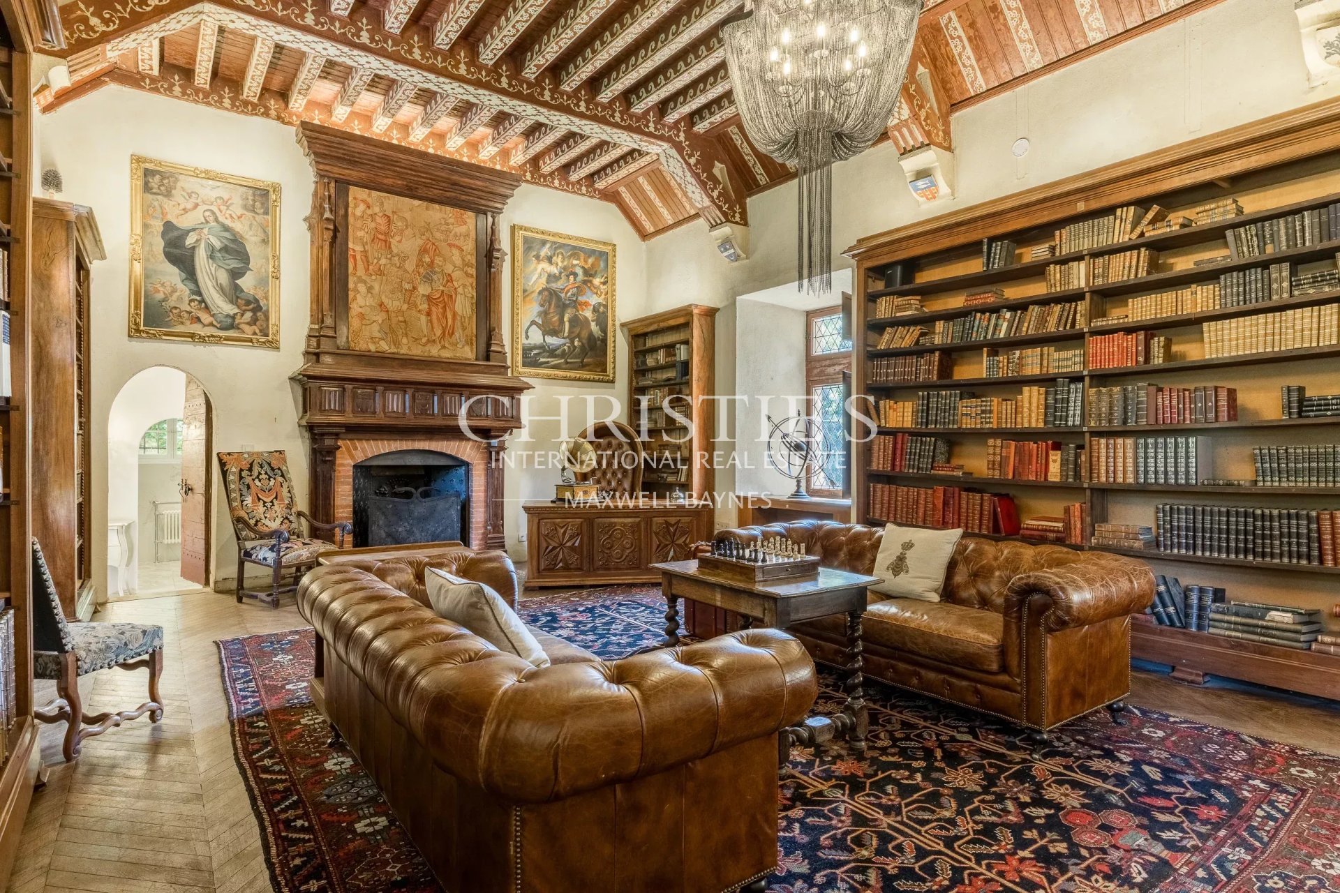 17 Bedroom Chateau's Image 11