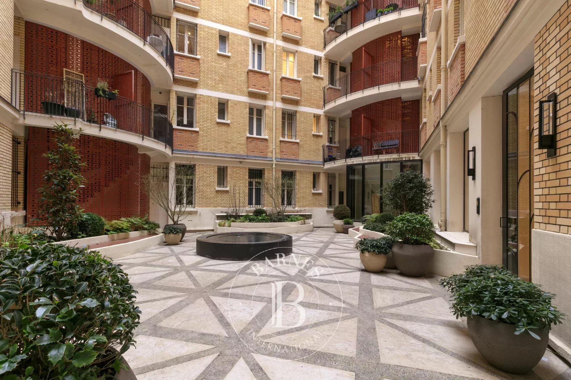 Paris  - Apartment 3 Bedrooms - picture 10