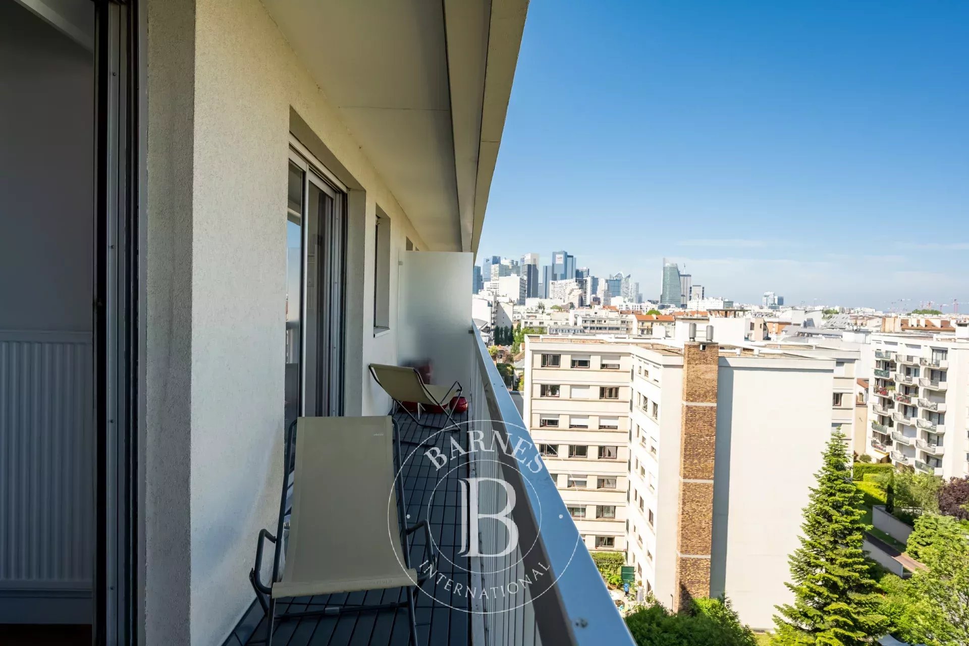 Daire Courbevoie - picture 15