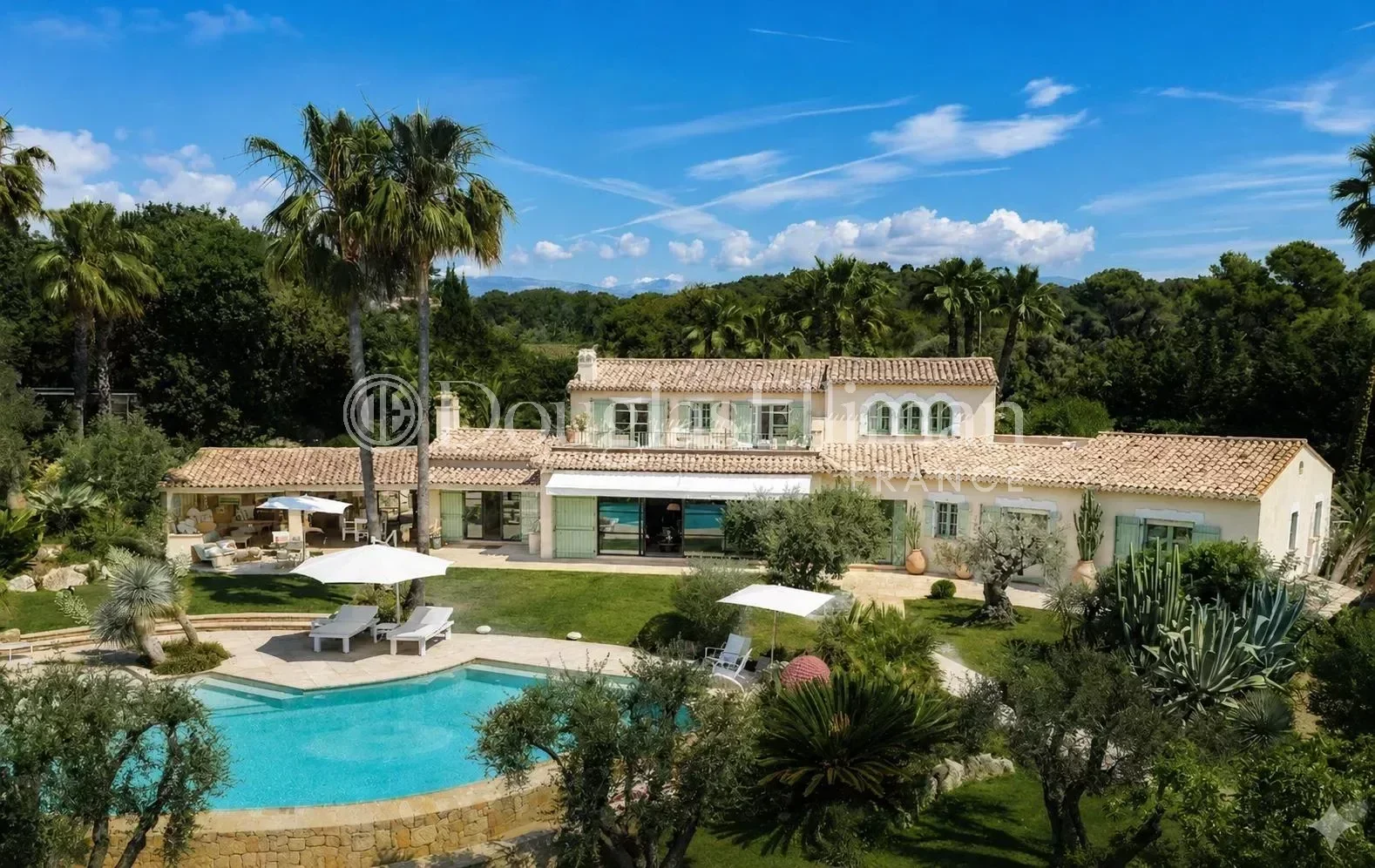 MOUGINS – Exceptionnelle Propriété Provençale avec Vue Panoramique - Image nᵒ2