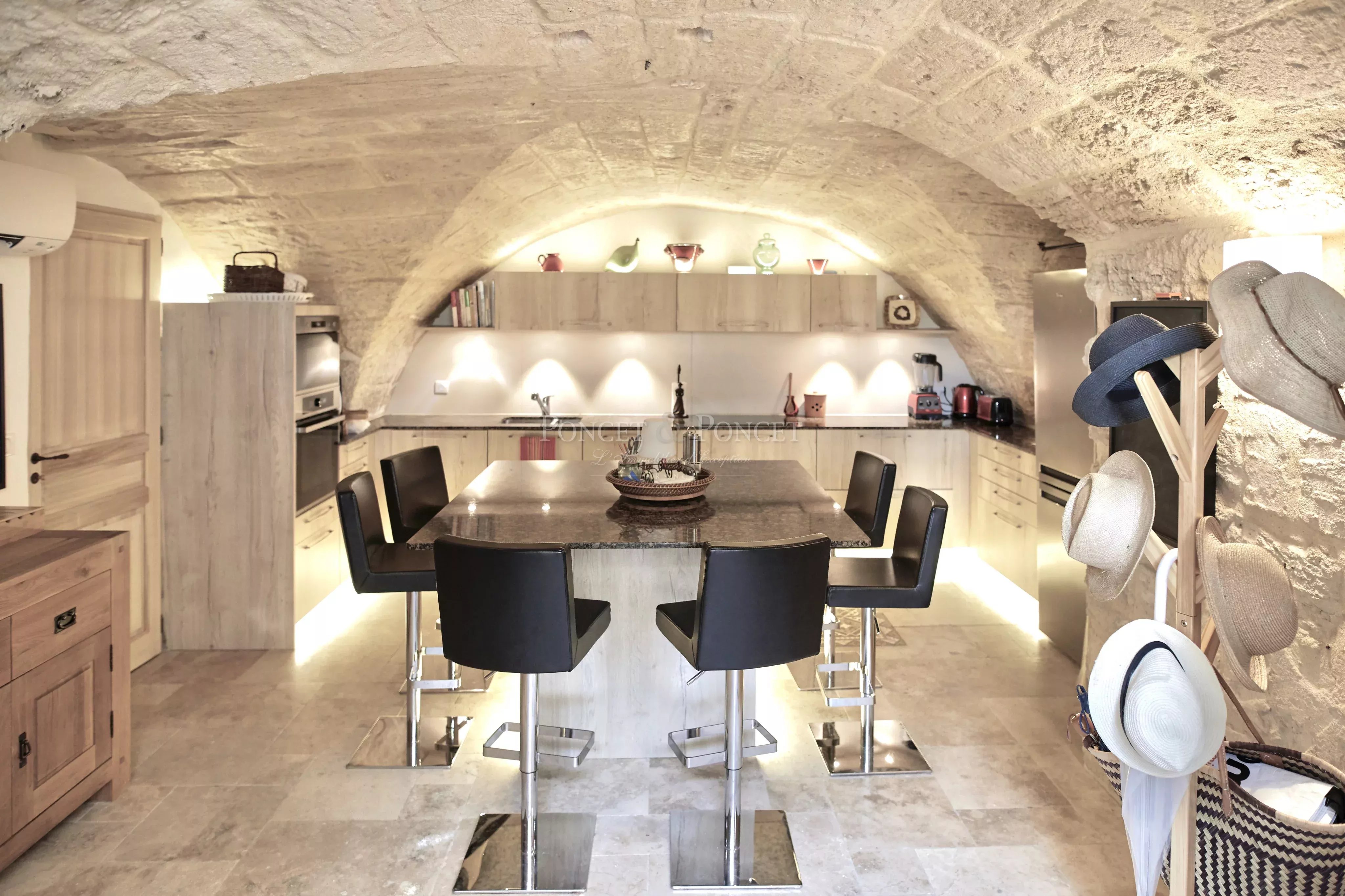 Agence immobilière de Poncet & Poncet