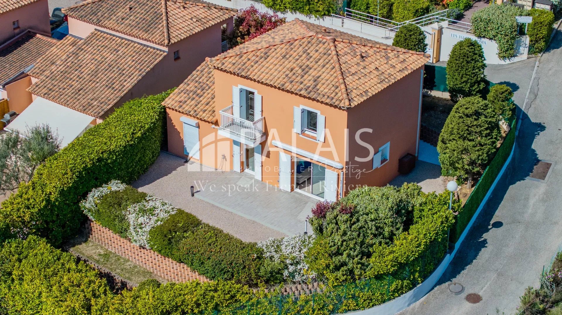 Agence immobilière de 