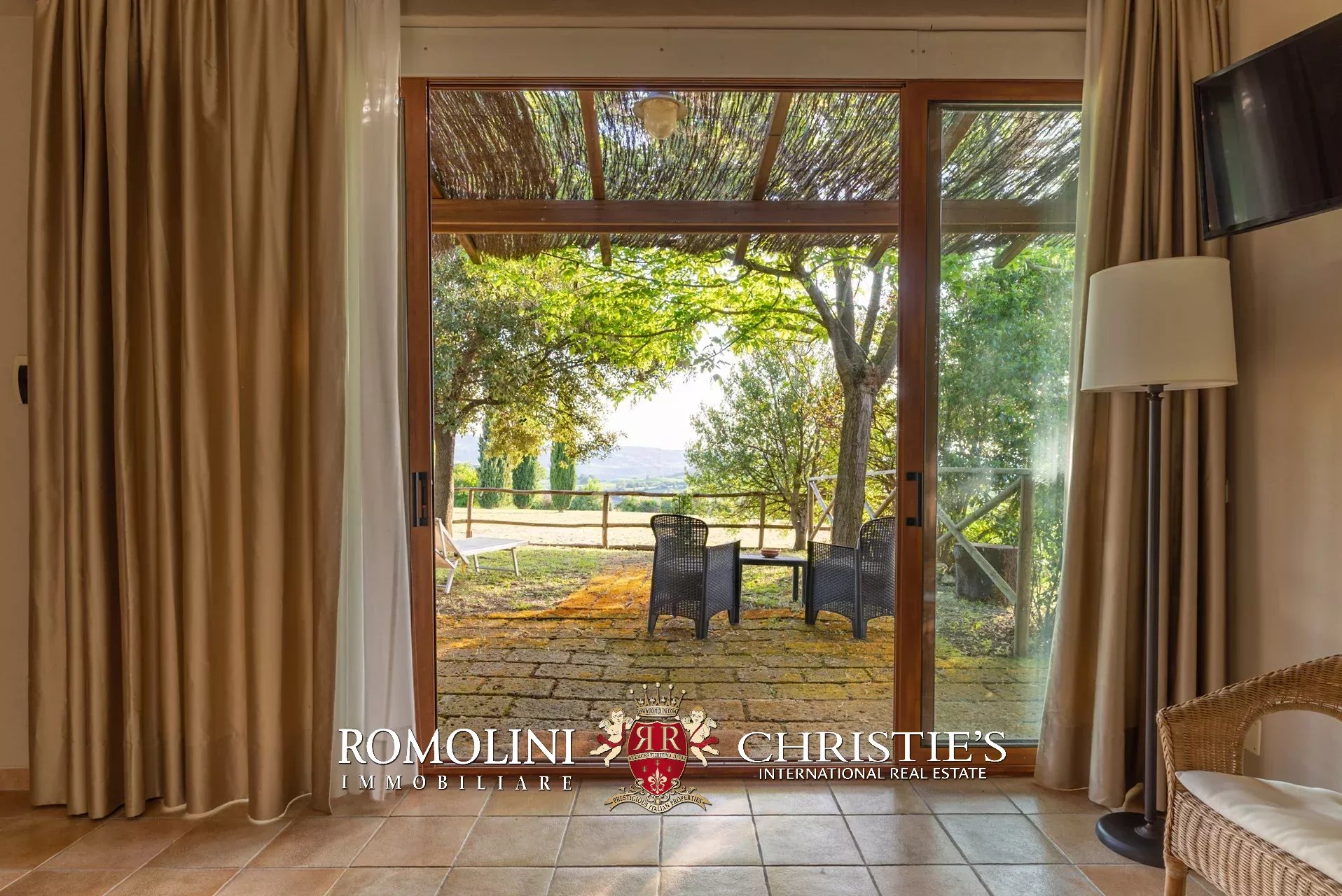 13 Bedroom Villa/Townhouse's Image 89