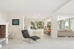 Exceptional villa with panoramic sea view in the Domaine des Hauts de Saint-Paul — photo 6 of 7