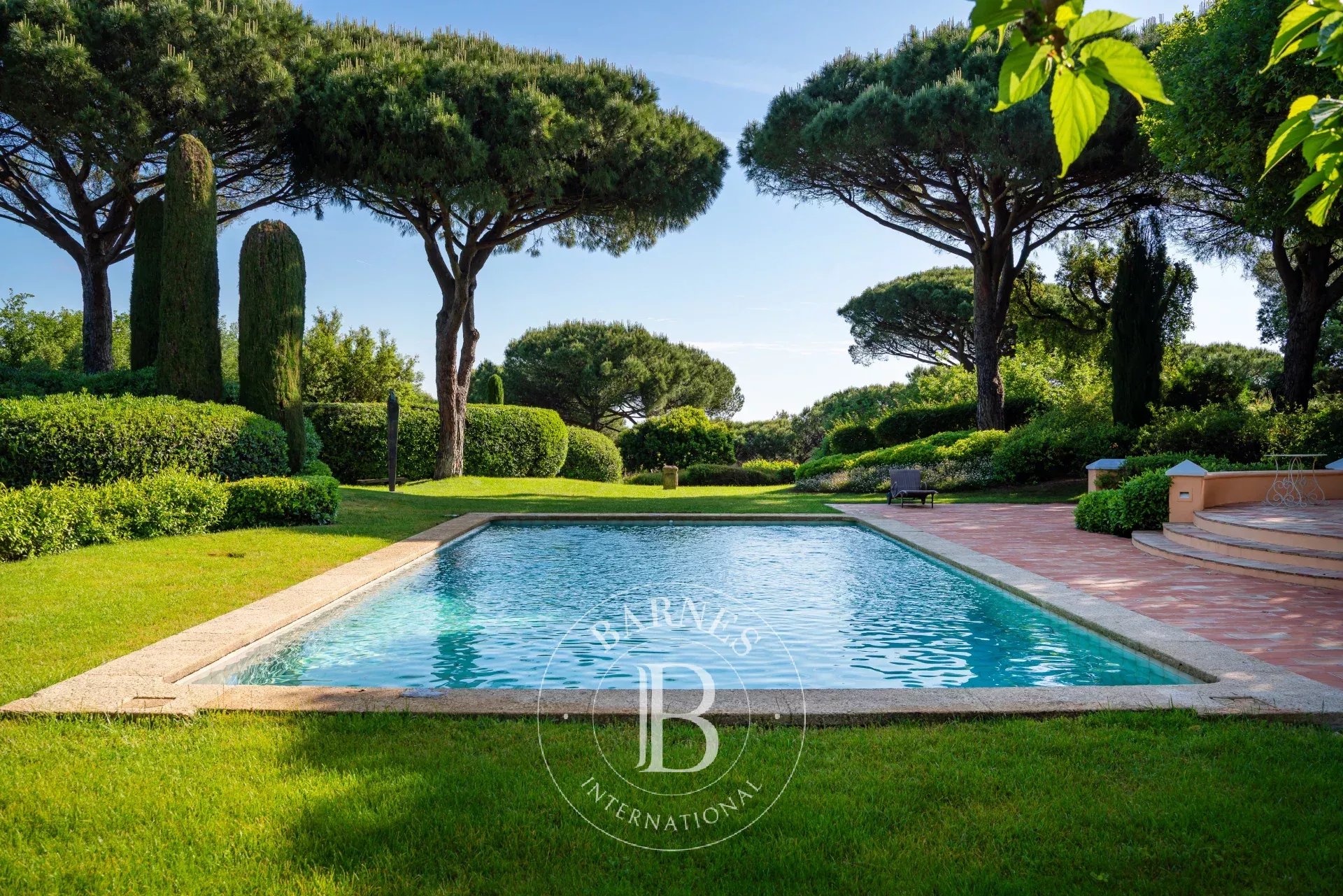 RAMATUELLE - CHARMING PROPERTY WITH 7 BEDROOMS AND SEA VIEW - picture 4 title=