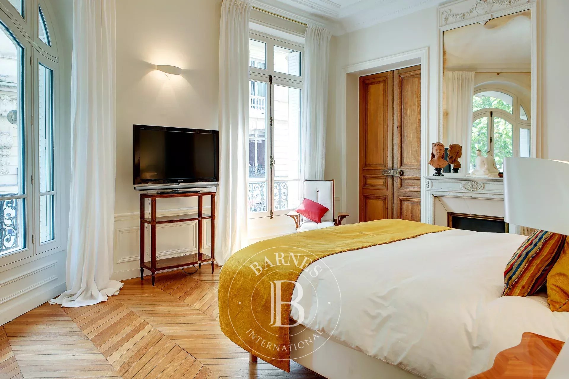 Paris  - Appartement 7 Pi&egrave;ces 4 Chambres - picture 10