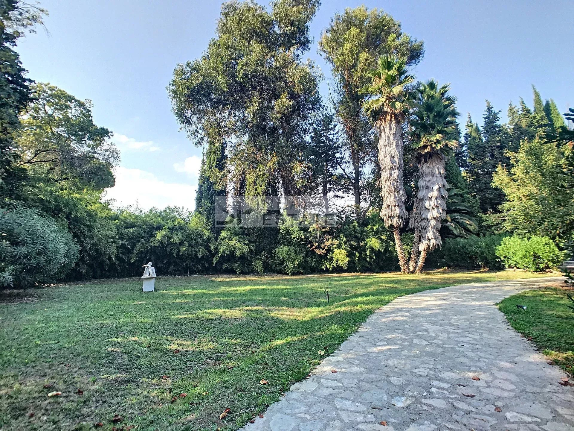 Troisième photo