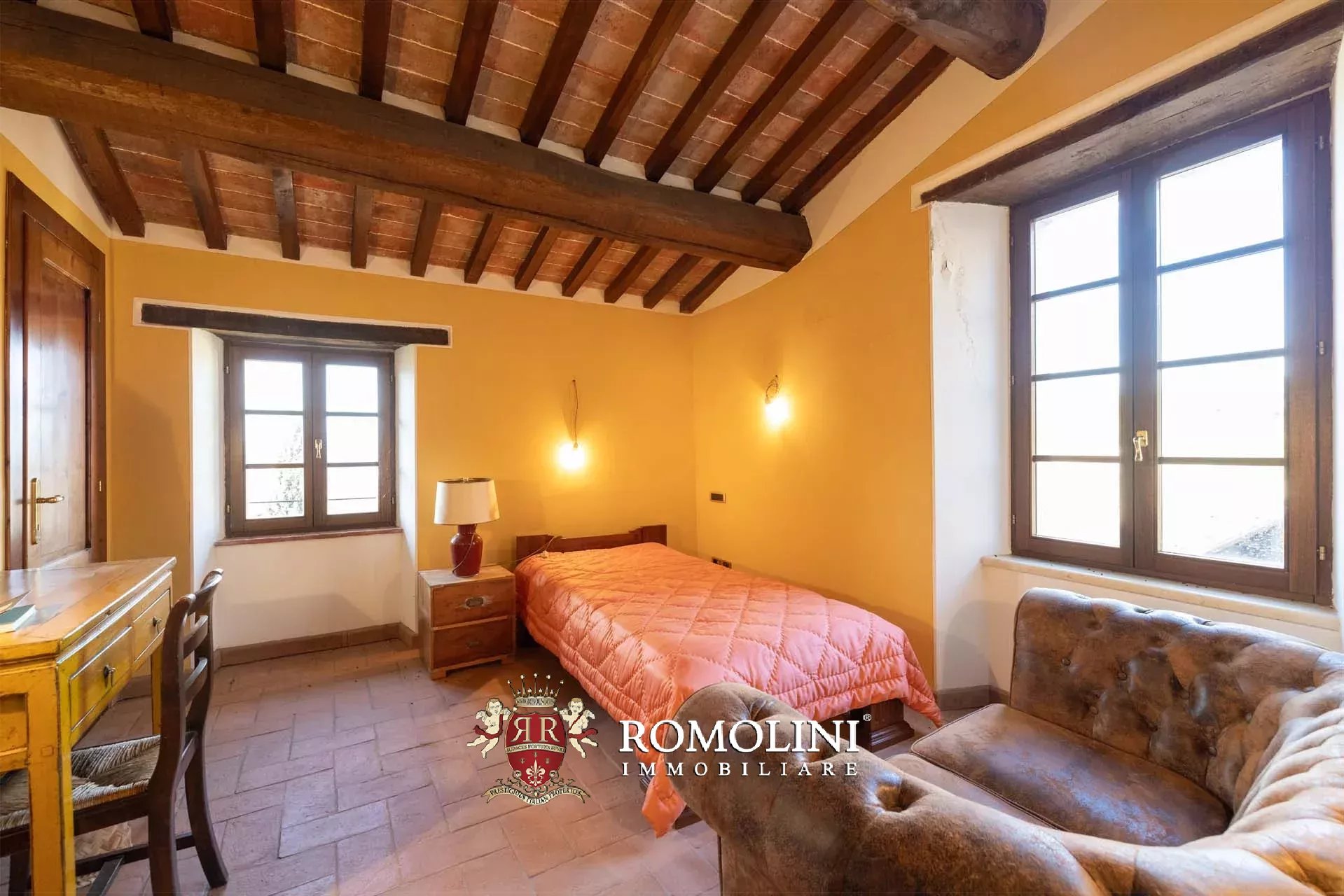 10 Bedroom Villa/Townhouse's Image 131