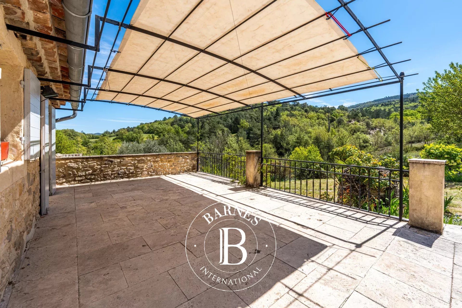 Céreste-en-Luberon  - Maison 7 Pi&egrave;ces 5 Chambres - picture 15