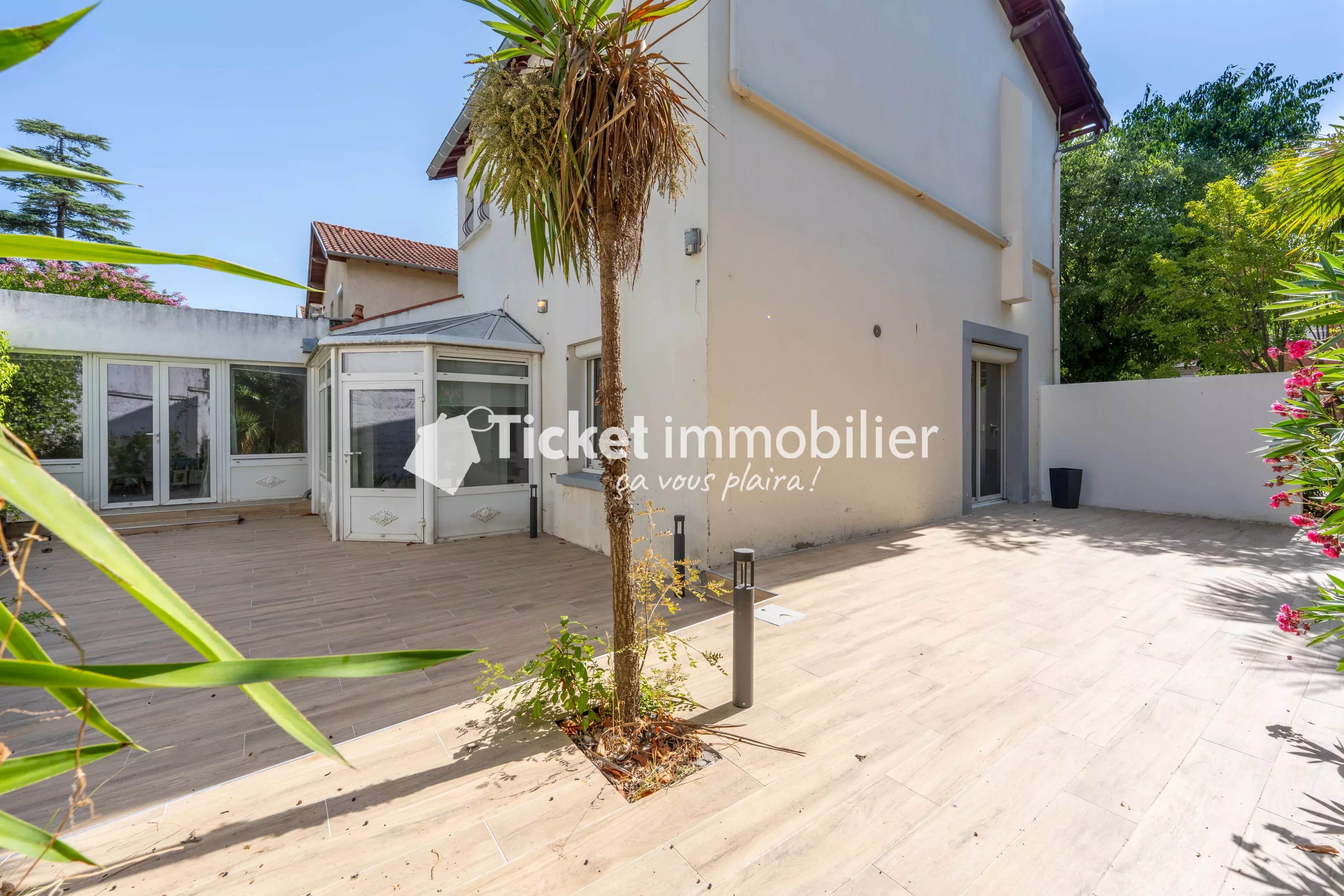 Maison de caractère 175m2 avec garage boxé — photo 18