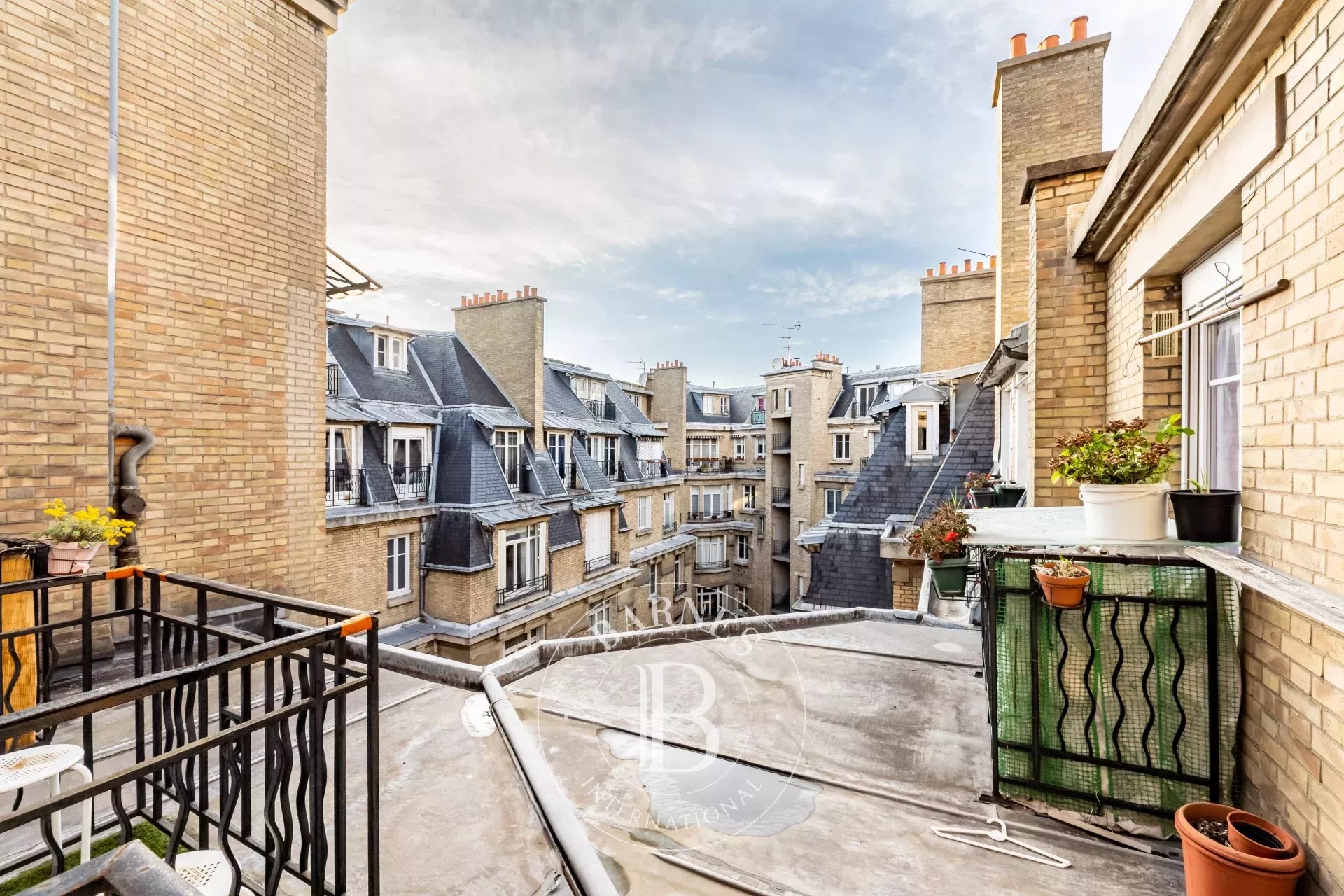 Daire Paris 8ème - picture 8