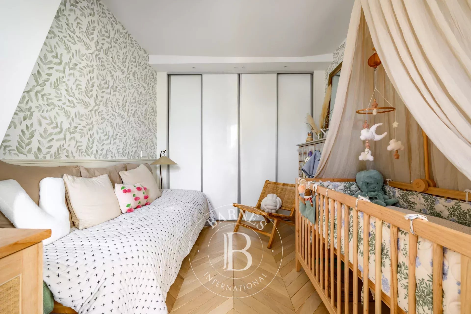 Daire Paris 3ème - picture 14