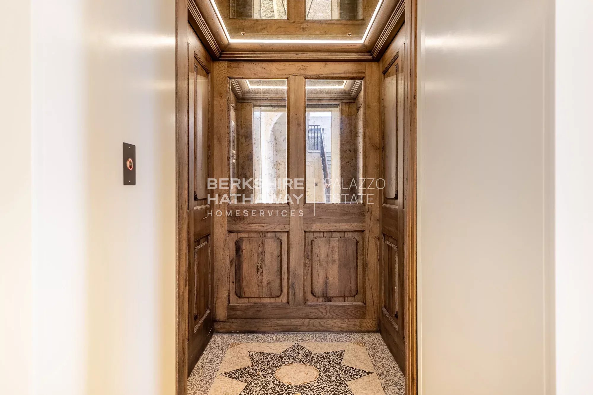 Elegante Dimora Liberty di Rappresentanza con Vista su Villa d’Este a Cernobbio, Lago di Como