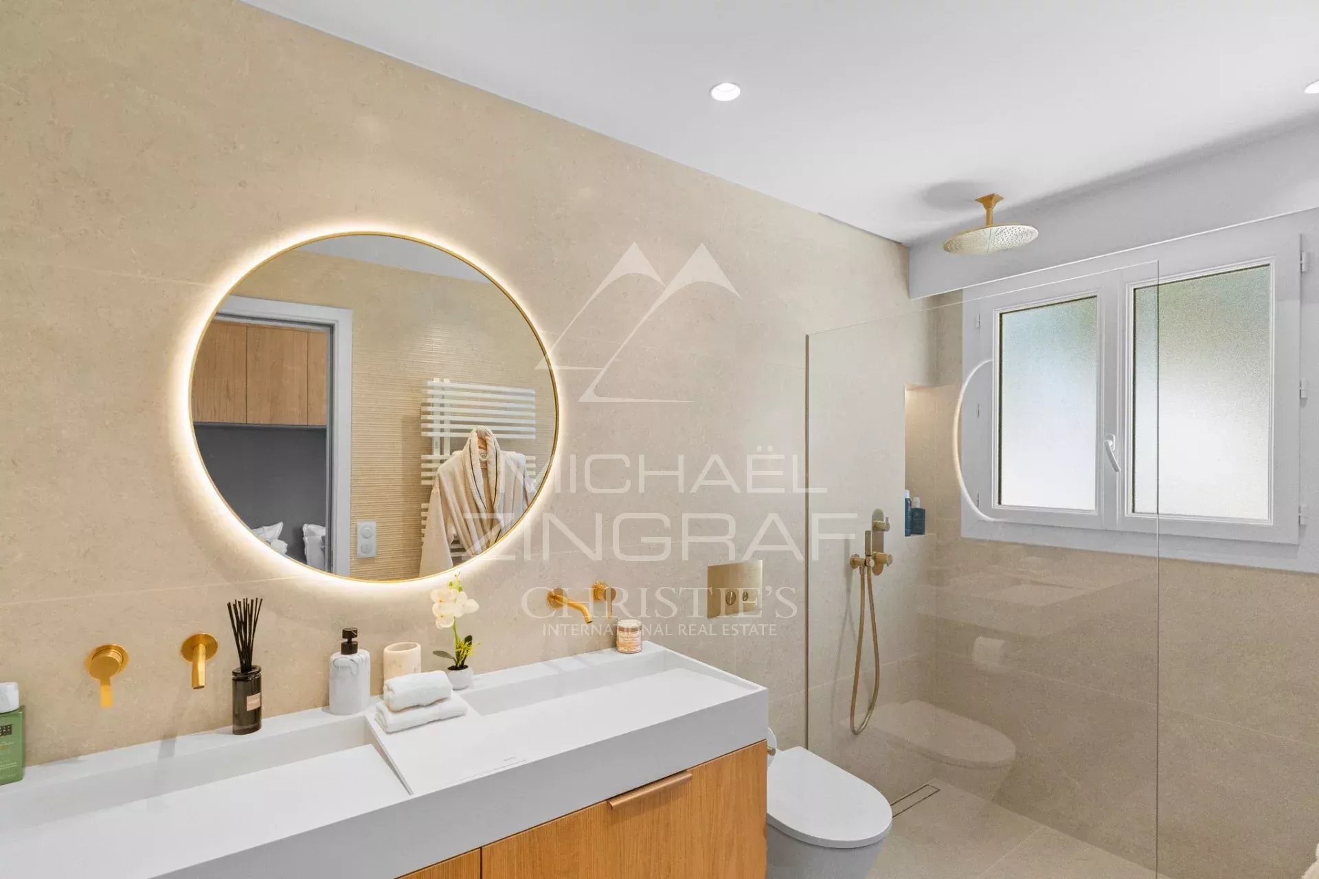 3 Bedroom Apartment/Flat's Image 7