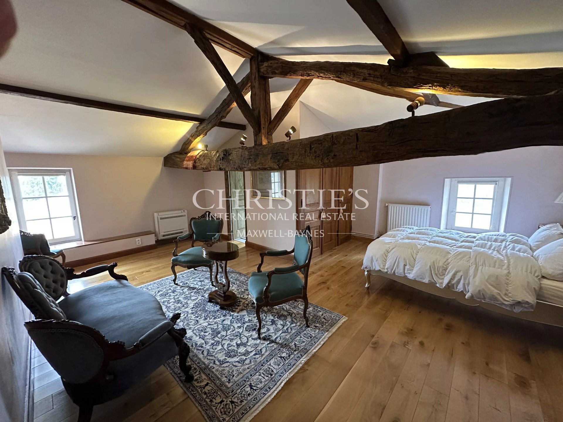 8 Bedroom Chateau's Image 17
