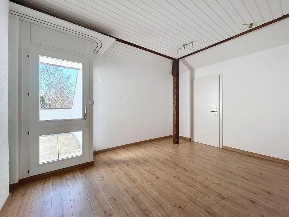 Villa avec grand terrain et calme absolu