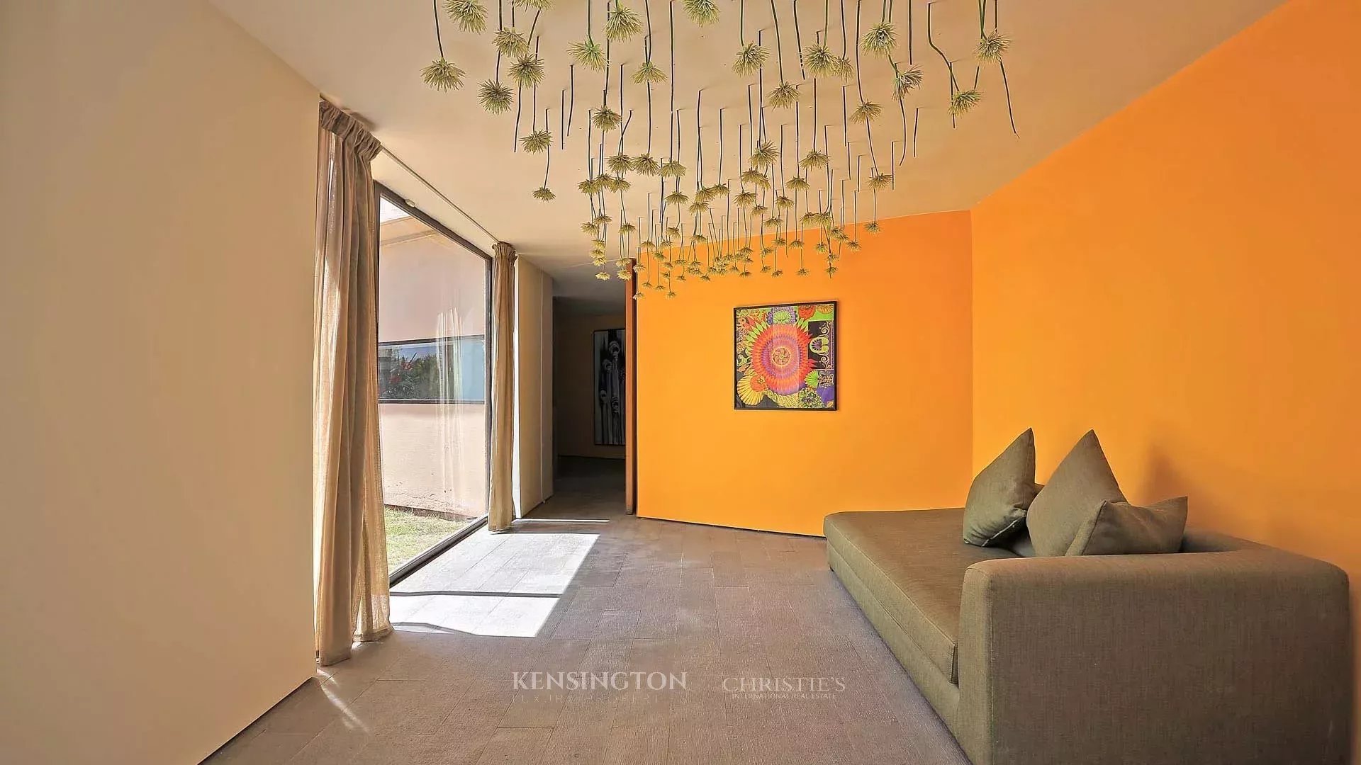6 Bedroom Villa/Townhouse's Image 20
