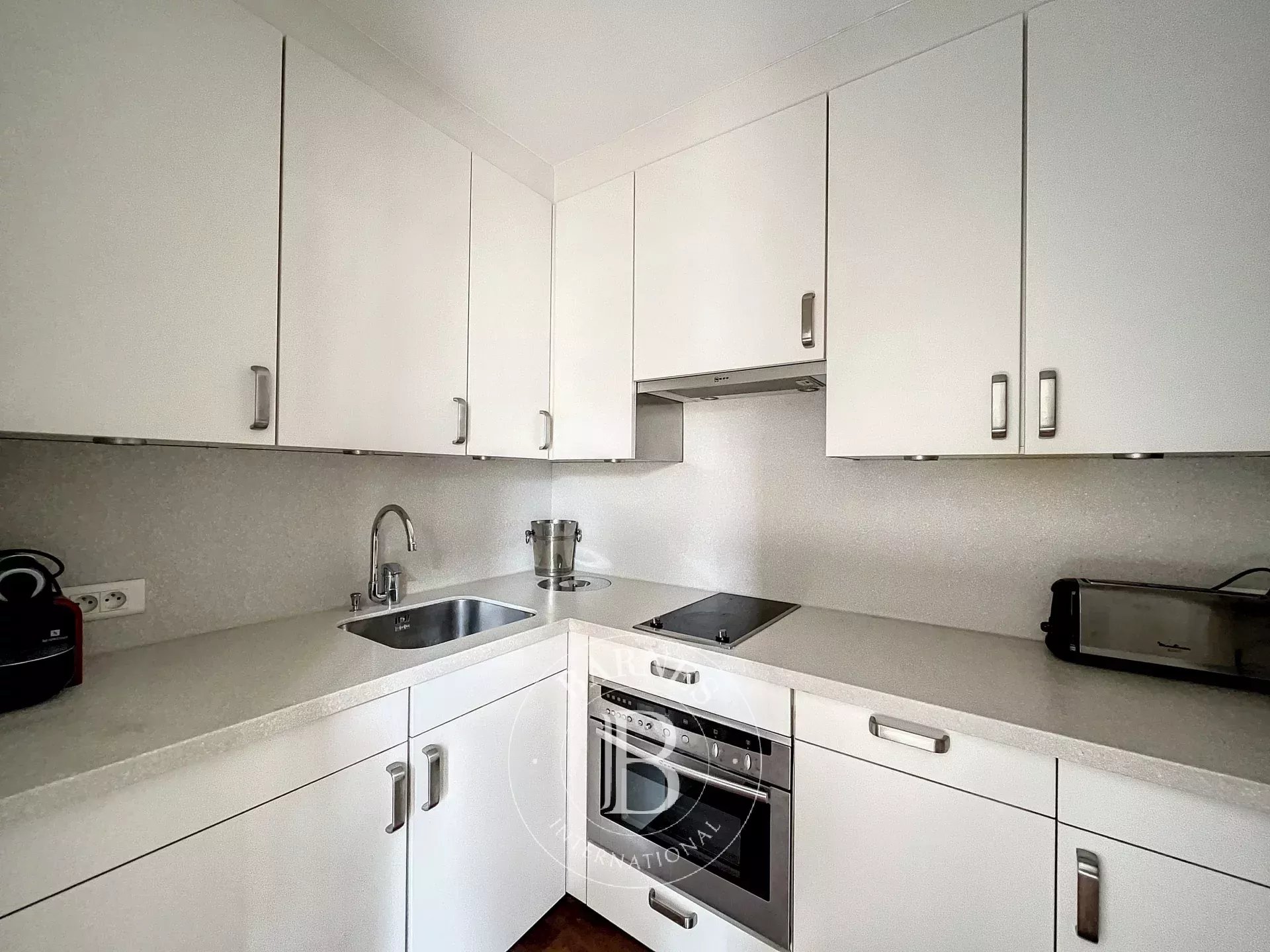 Daire Paris 8ème - picture 5