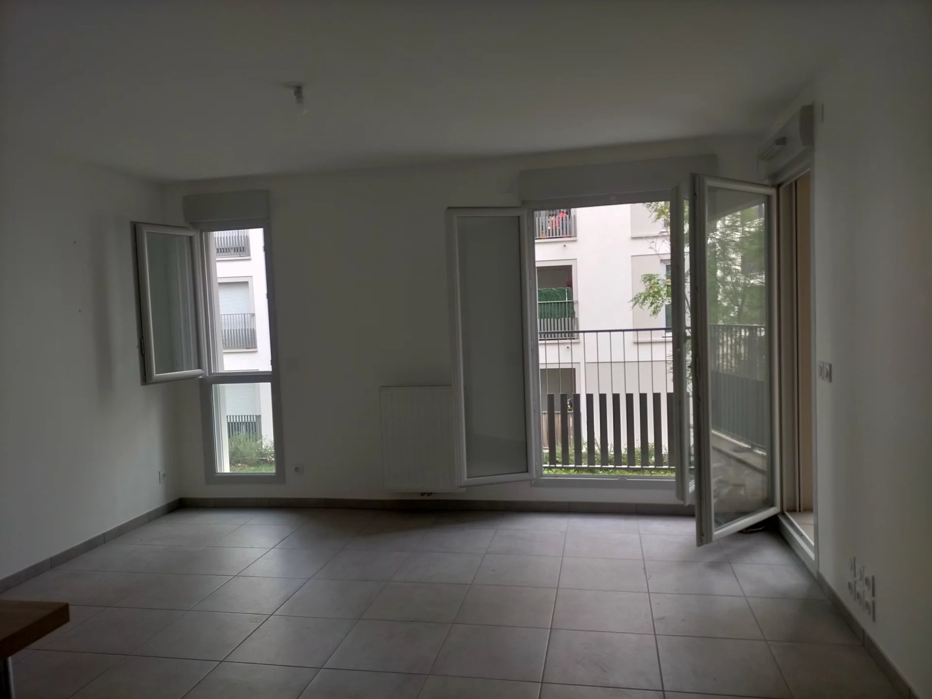 6635406 Location Lyon 8ème