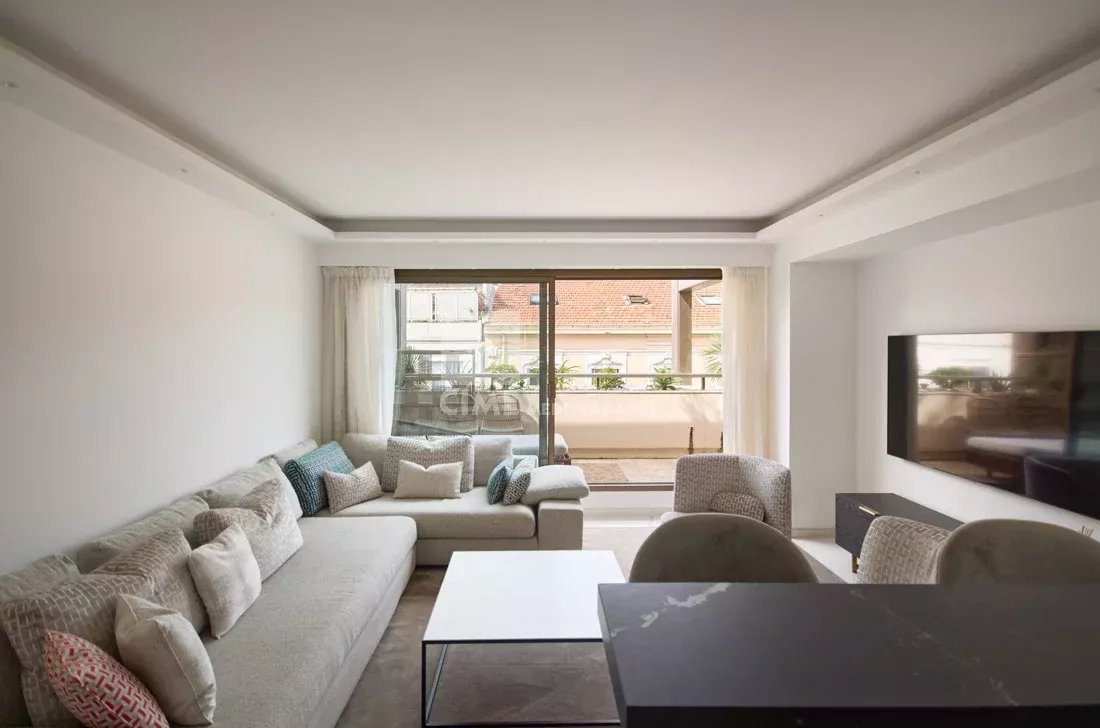 Vente appartement de luxe à Cannes, Le Gray D'Albion - 2 pièces avec terrasse - Photo 3