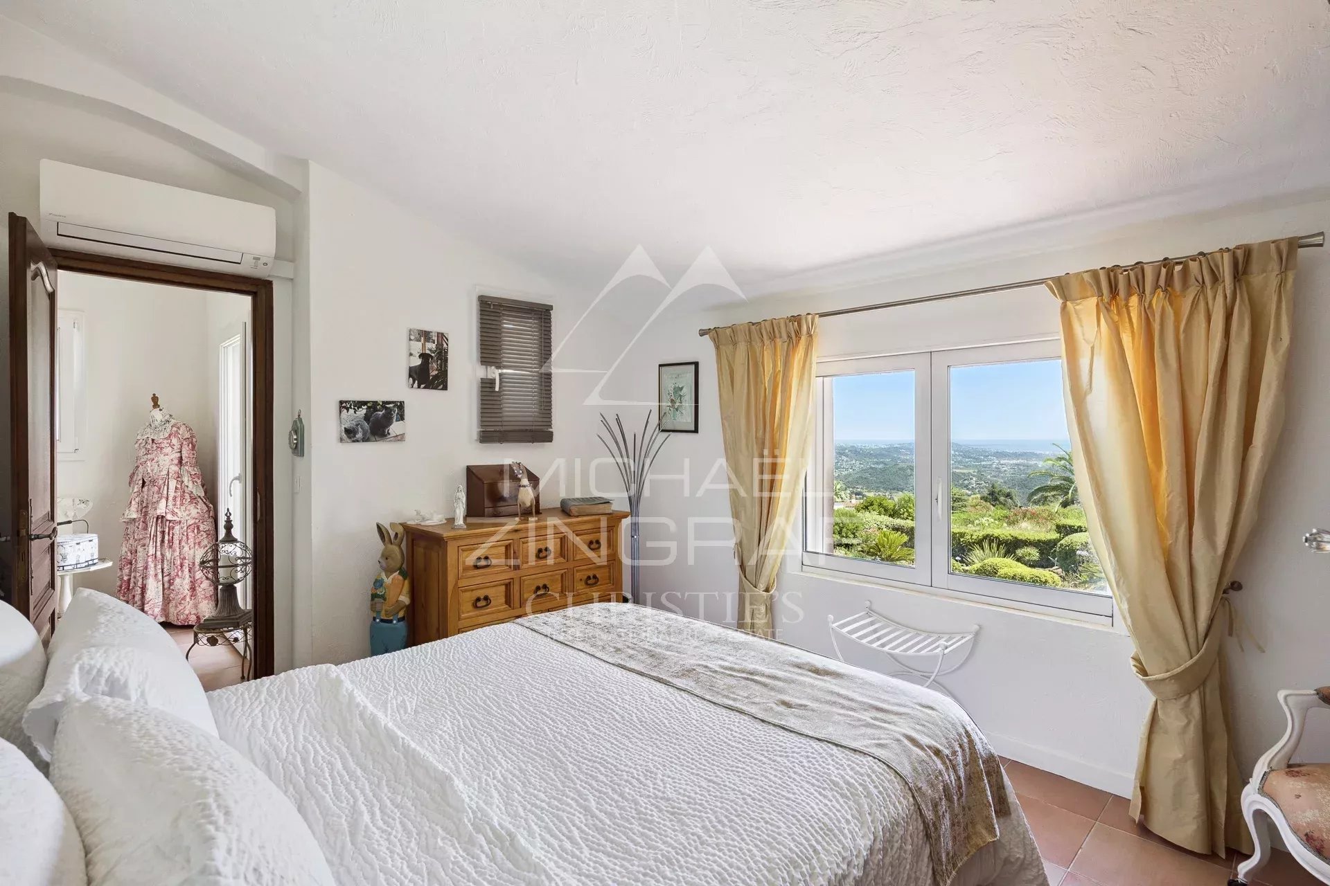 3 Bedroom Villa/Townhouse's Image 4