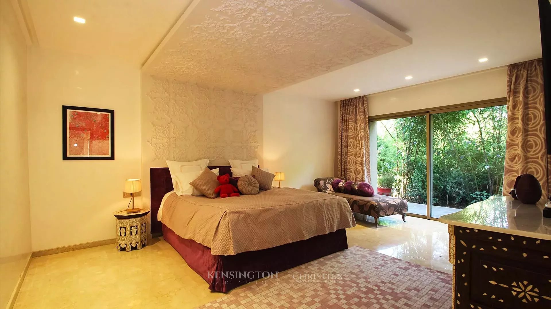 5 Bedroom Villa/Townhouse's Image 25