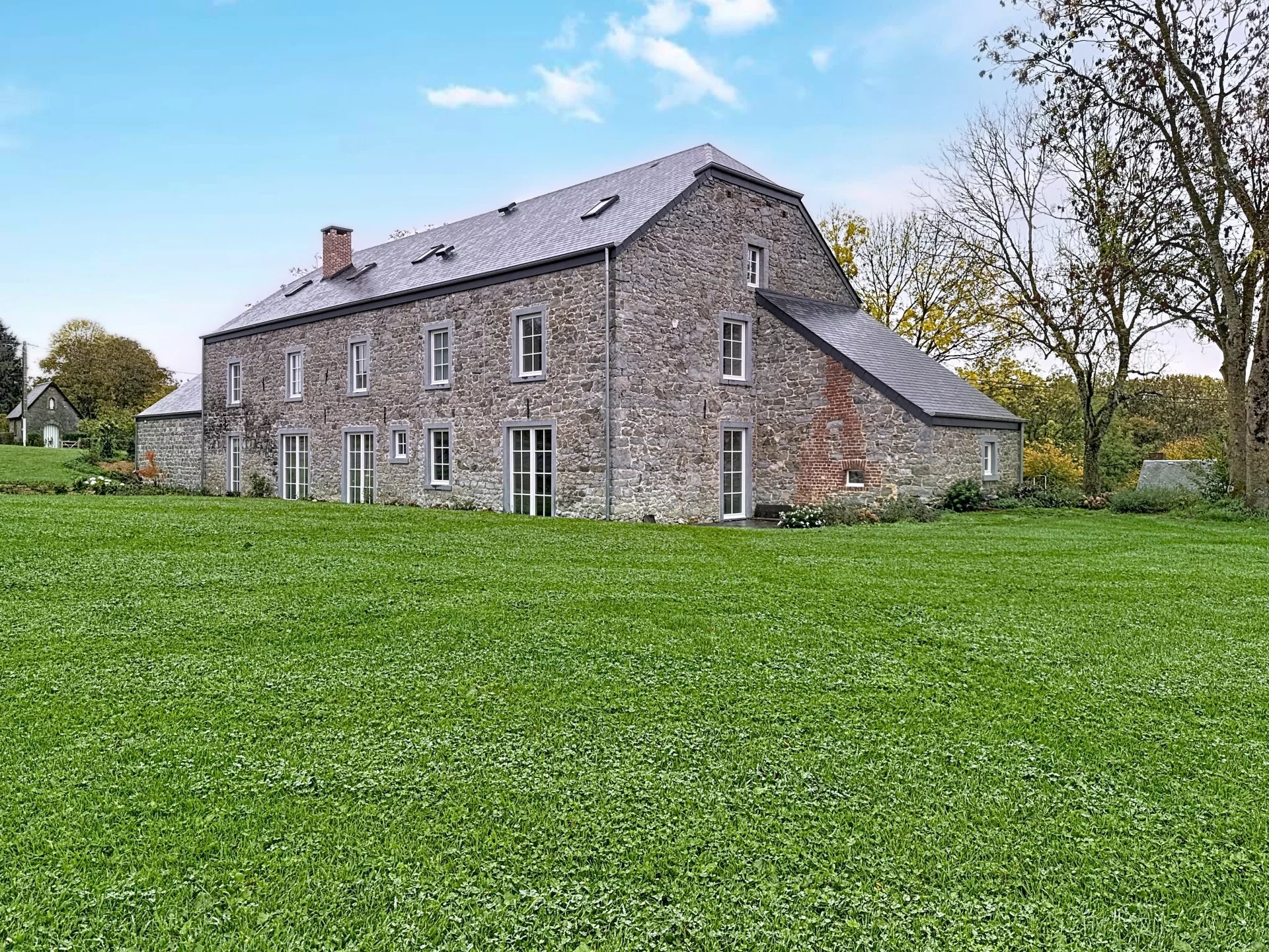 Grande Trussogne - Villa with 5 bedrooms and a studio