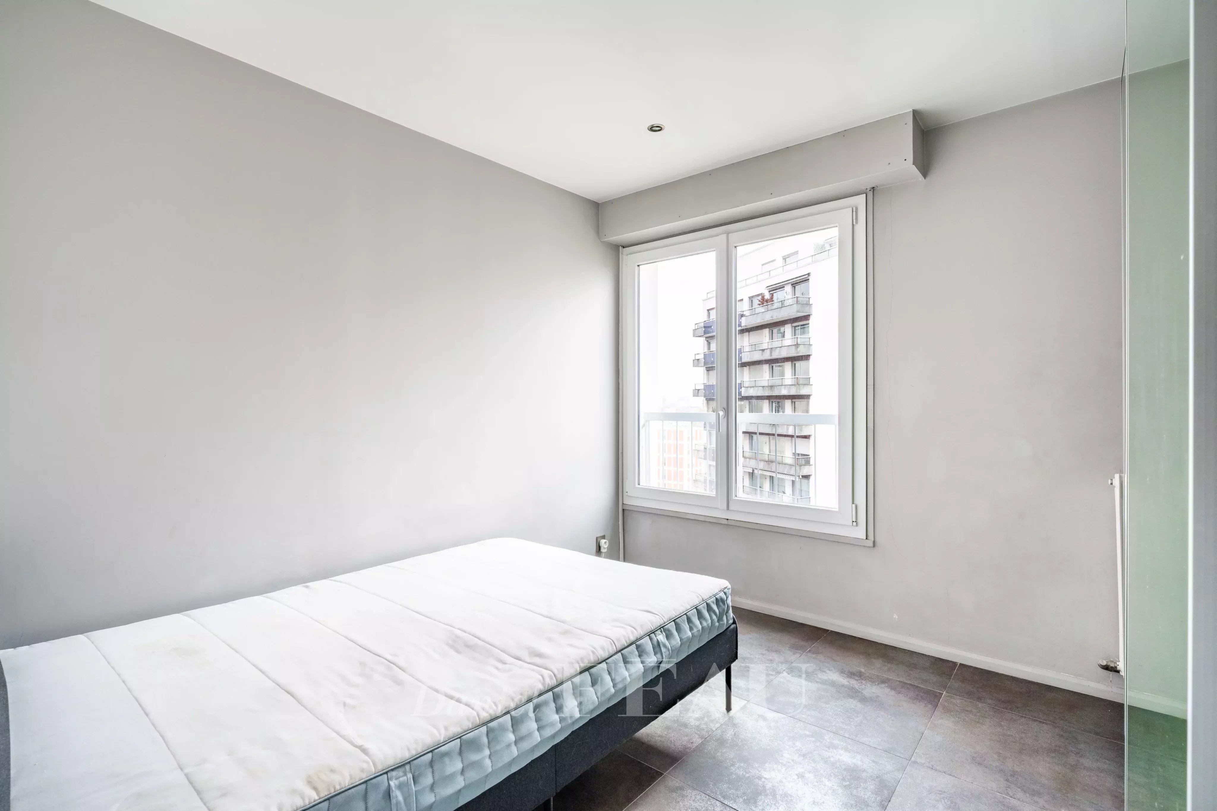 Sale Apartment Paris 14th