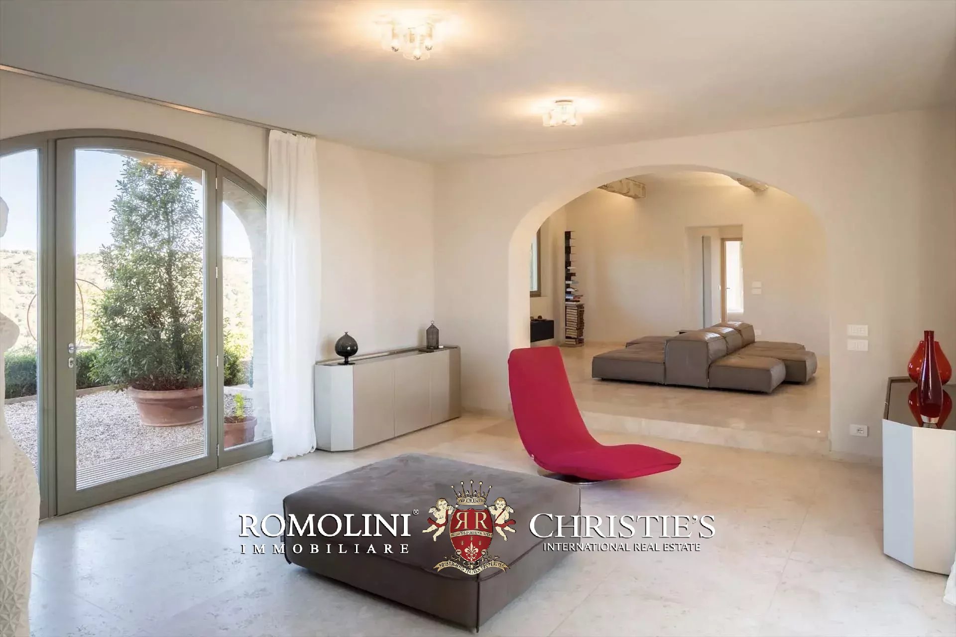 4 Bedroom Villa/Townhouse's Image 24