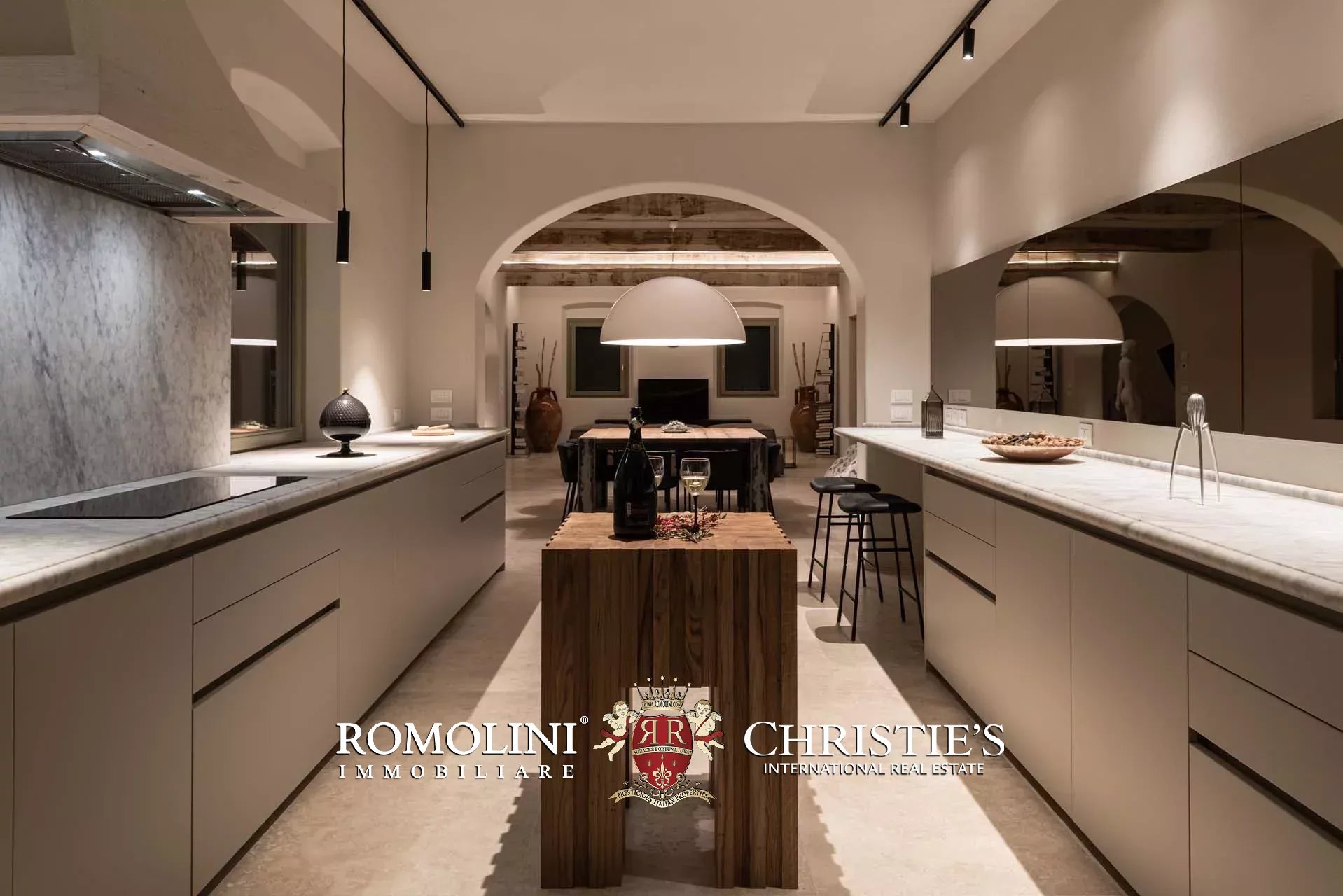 4 Bedroom Villa/Townhouse's Image 28
