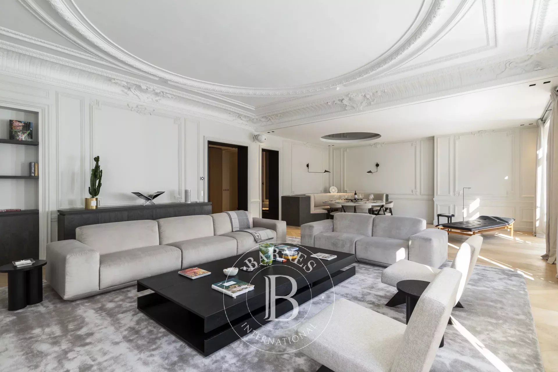 Daire Paris 8ème - picture 5