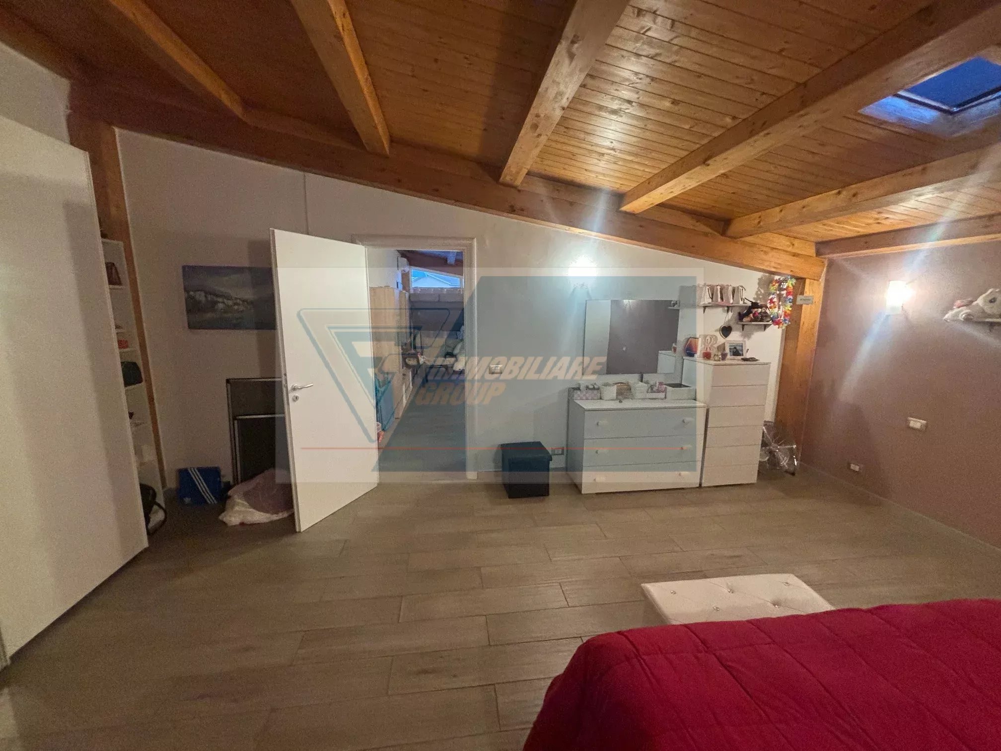 Appartamento semi-indipendente con terrazzo – Zona Pizzuta, Siracusa