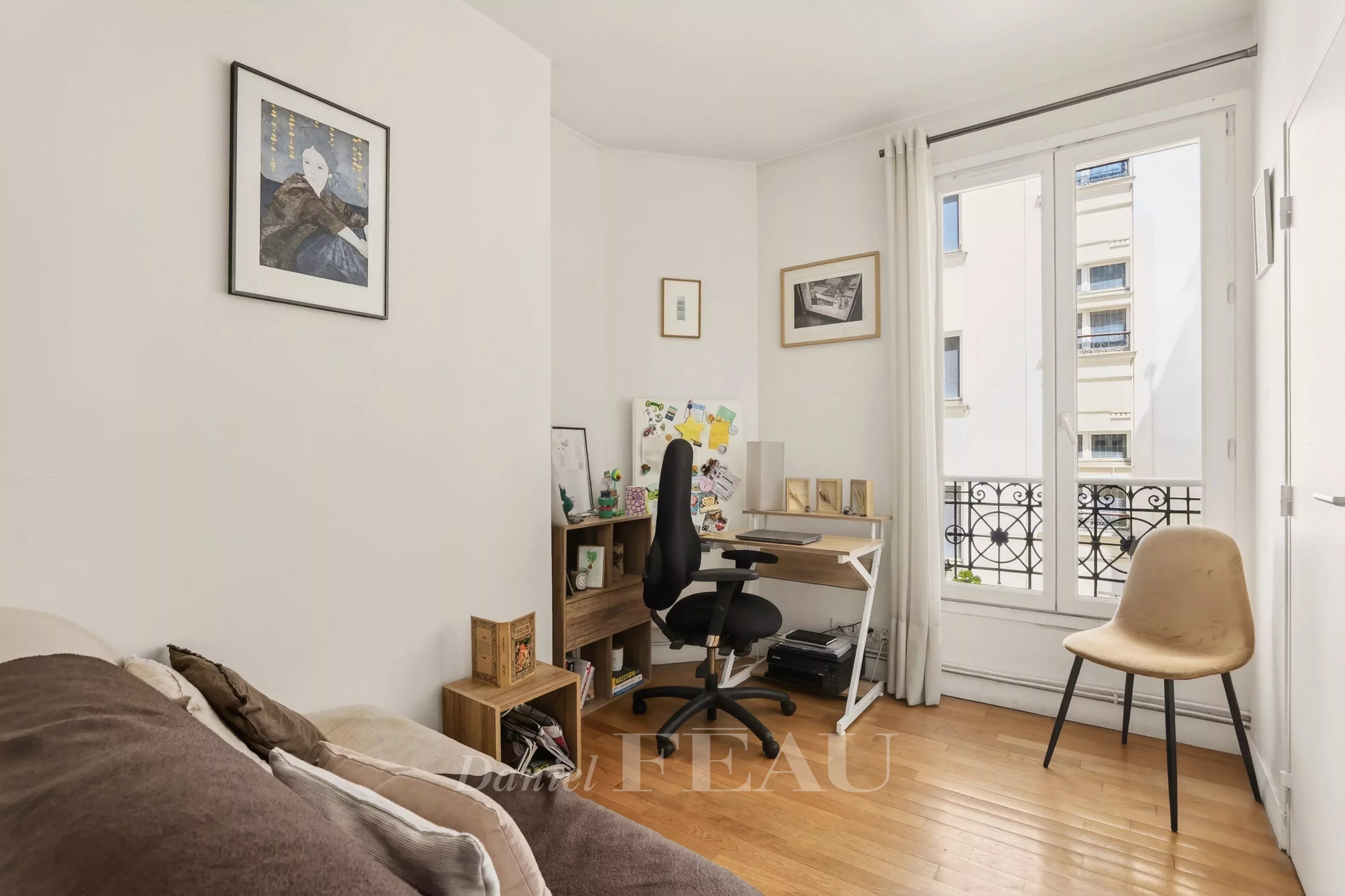 Sale Apartment Paris 15th