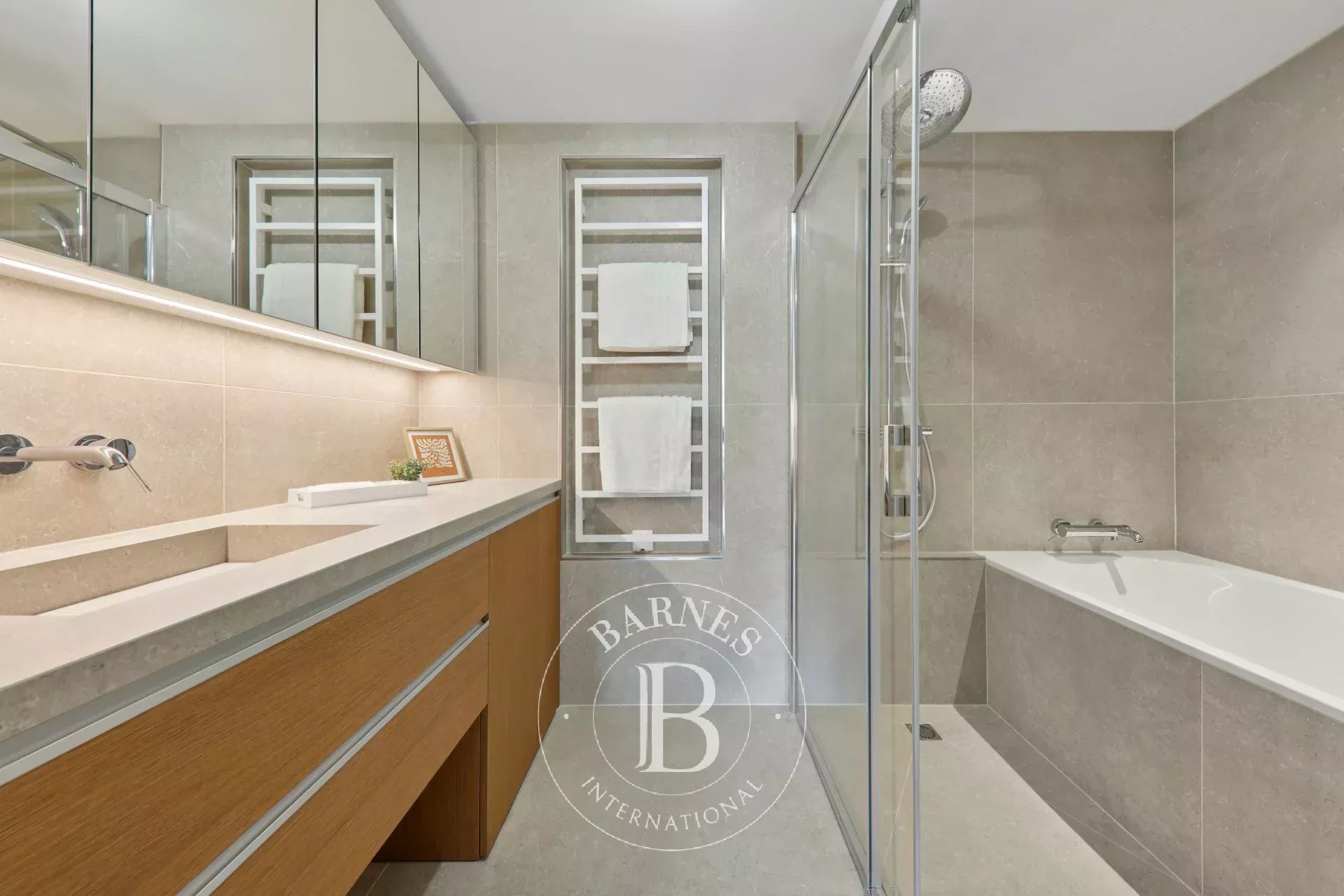 Daire Paris 6ème - picture 14