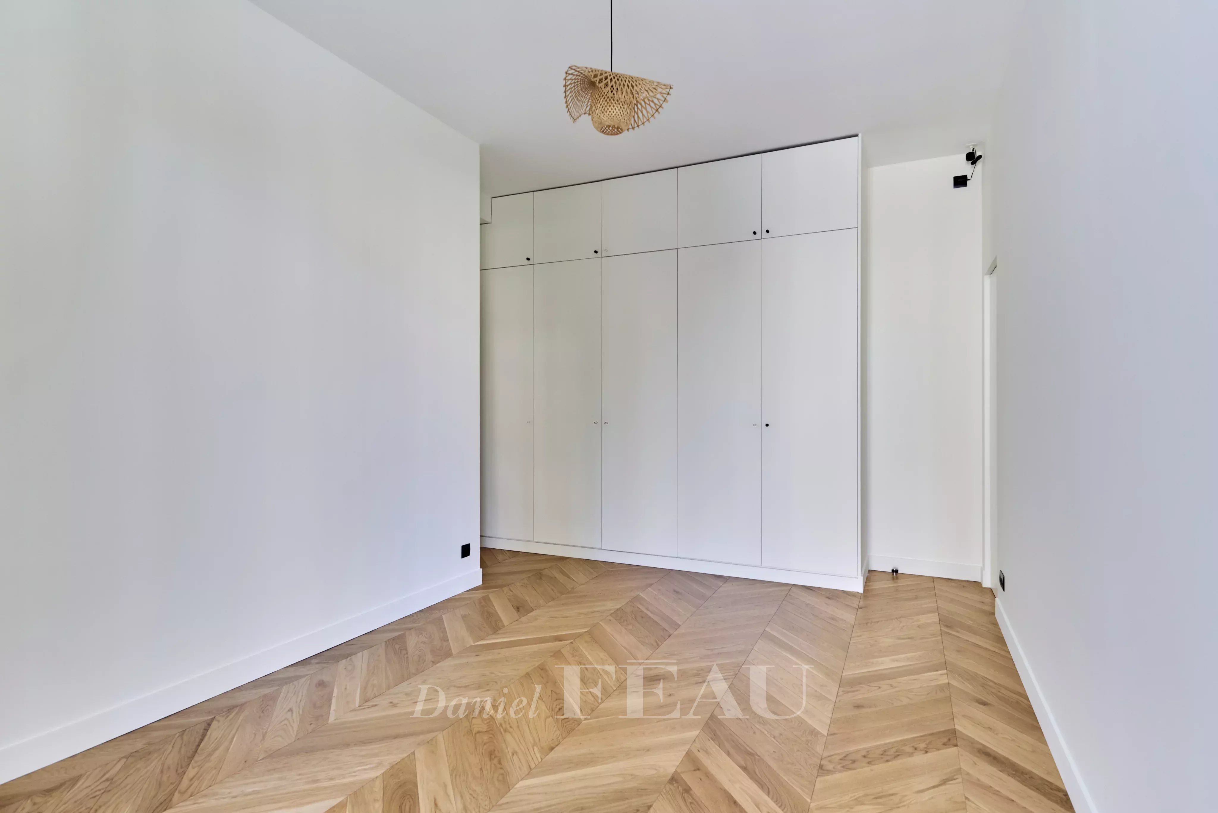 Rental Apartment Paris 16th