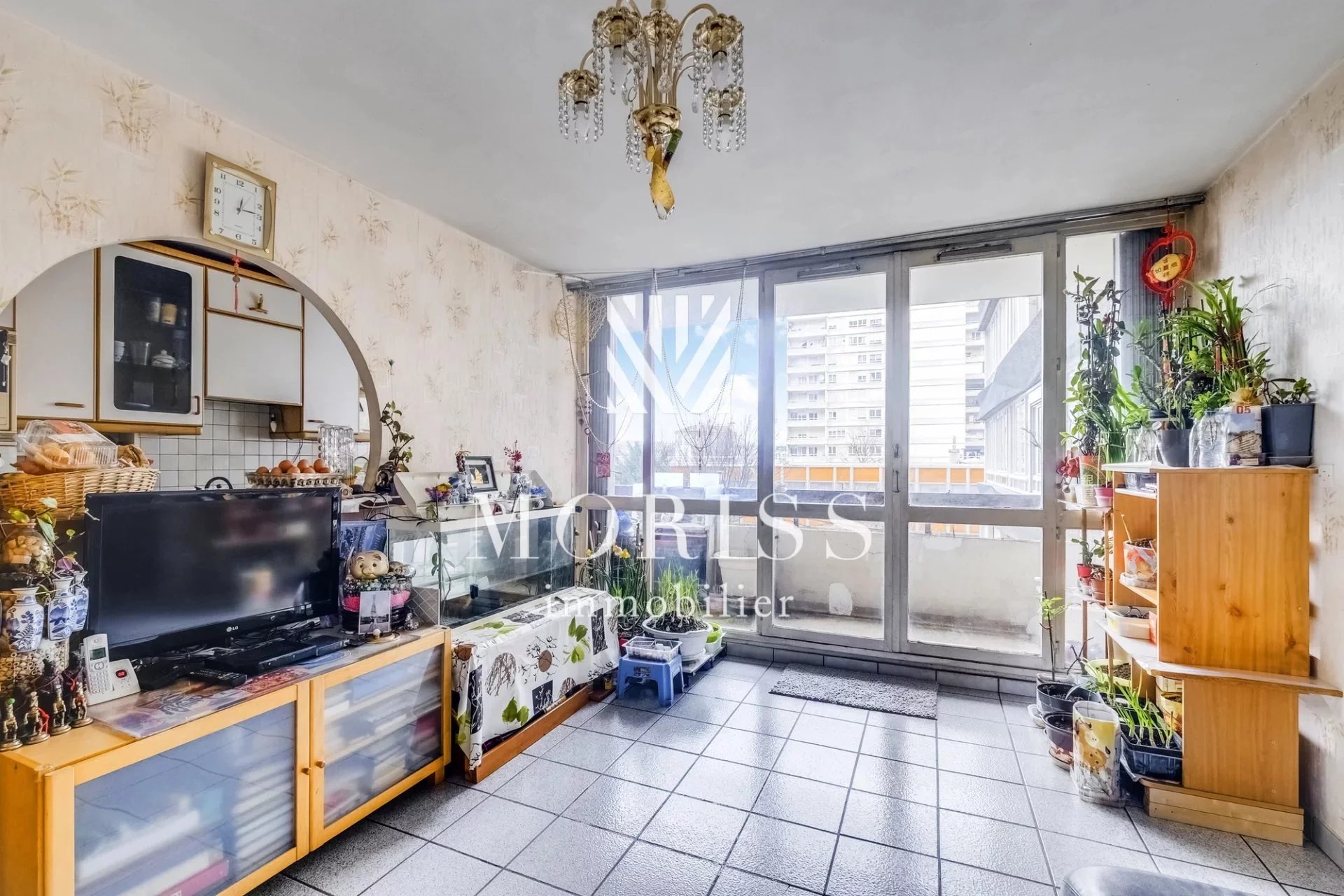 5 PIECES / DOUBLE SEJOUR / QUARTIER VILLETTE / METRO 7 - Image Array