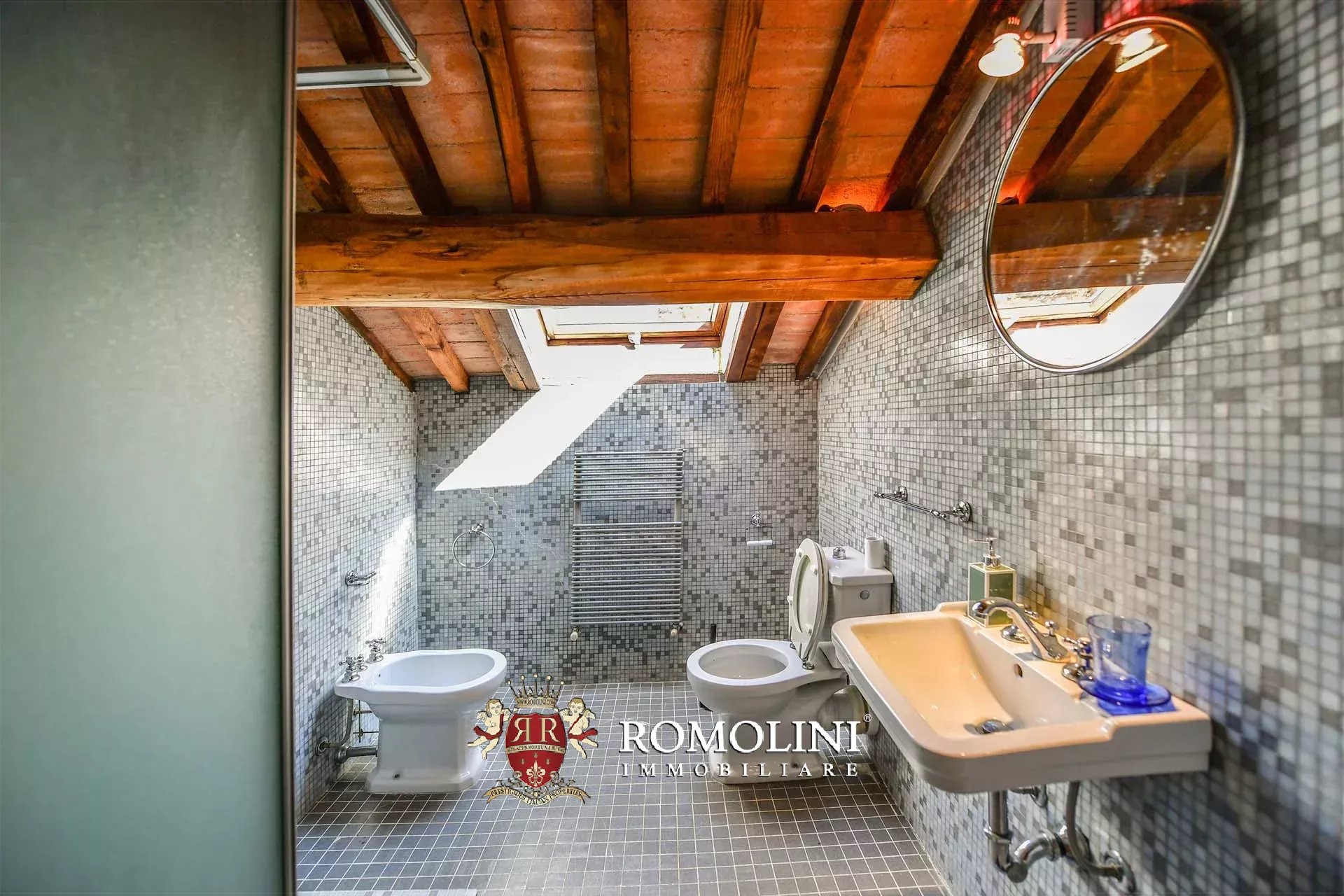 8 Bedroom Villa/Townhouse's Image 45