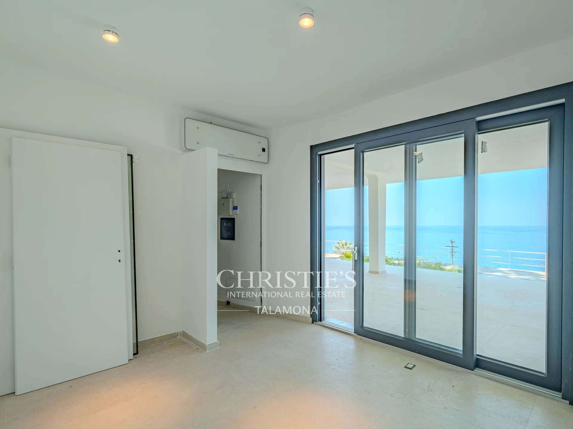 Villa/Townhouse's Image 11