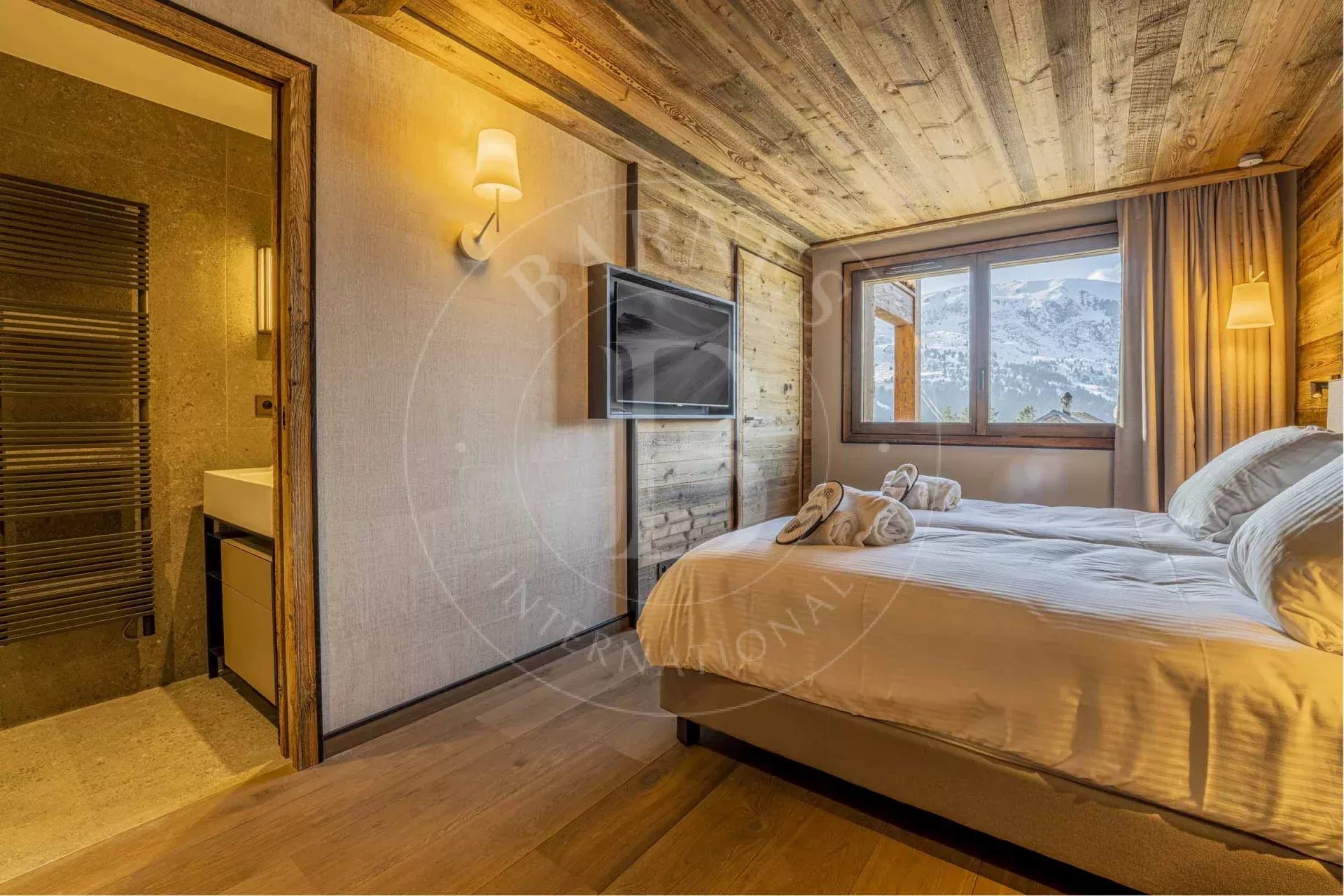 Méribel Superb 5-bedroom duplex apartment at Rond Point des Pistes