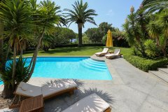 Luxury Villa Saint-Tropez: Legacy Estate Steps from Tahiti Beach — photo 6 of 7