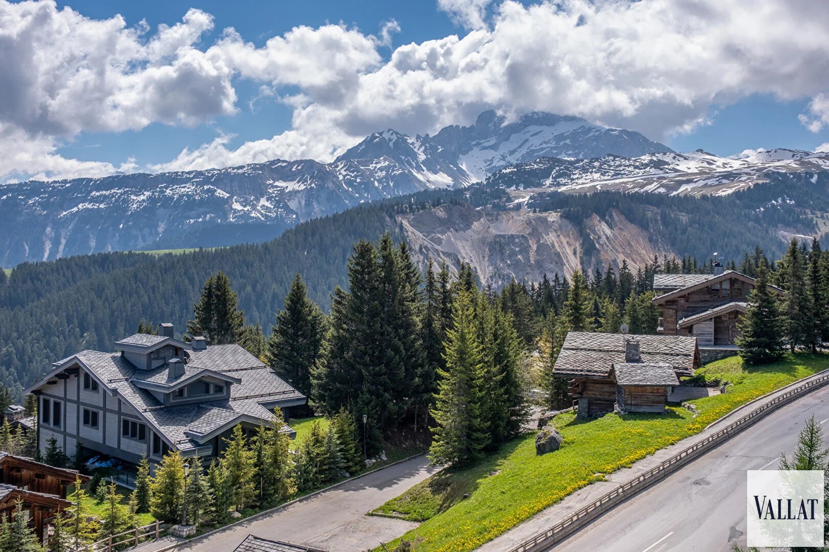 2-bedroom apartment 68 sqm- panoramic views - skis at your feet Bellecôte Courchevel 1850