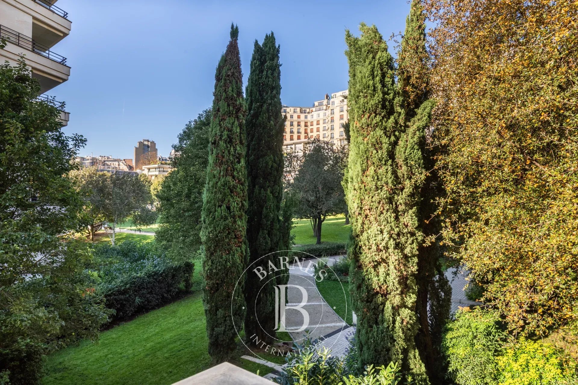 Daire Paris 16ème - picture 19