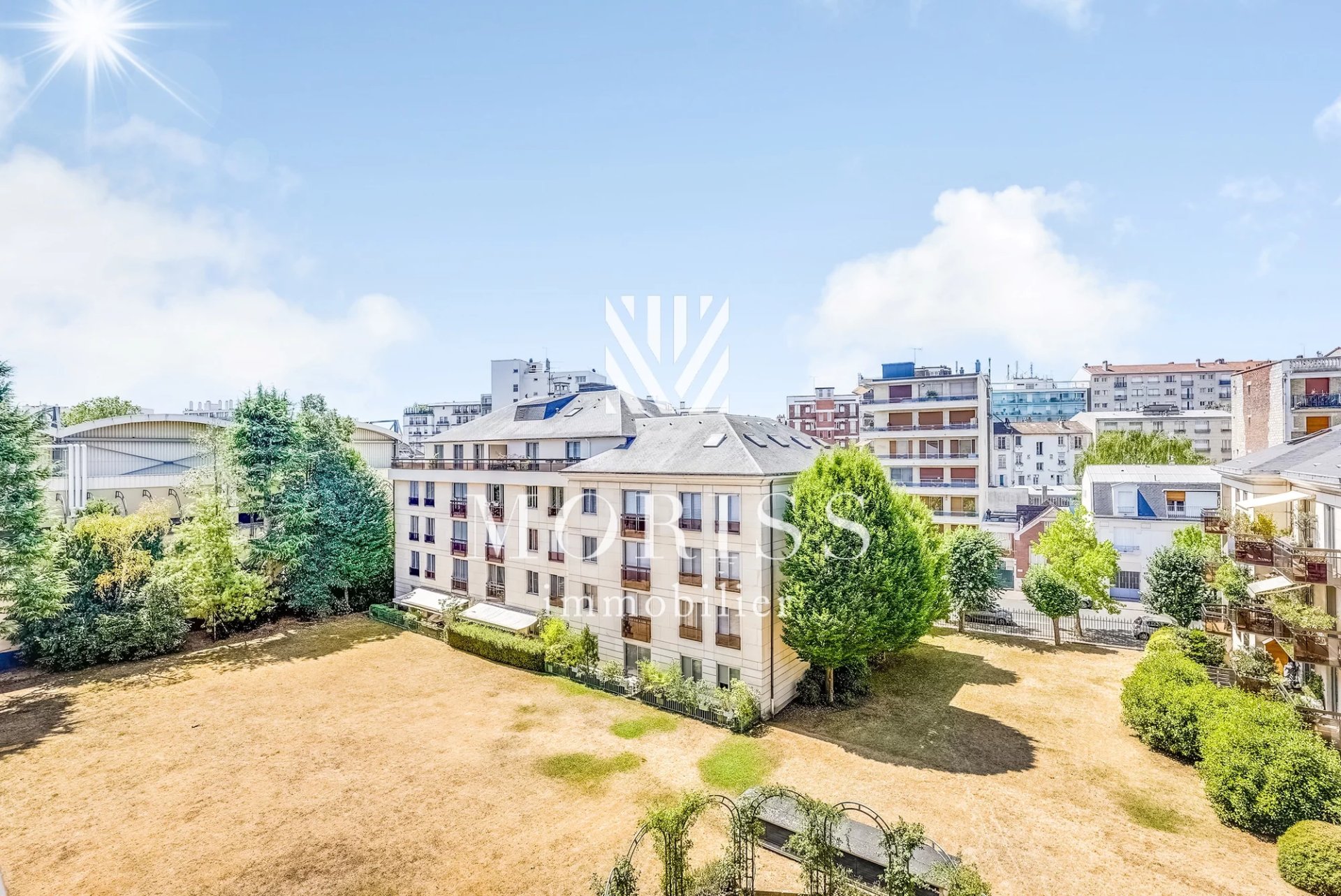 Charenton-le-Pont Appartement de 5 pièces + balcon de 21 m2 - Image Array