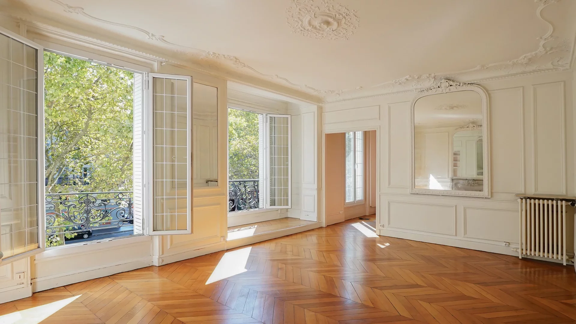 Paris 18e - ANVERS / BOULEVARD DE ROCHECHOUART